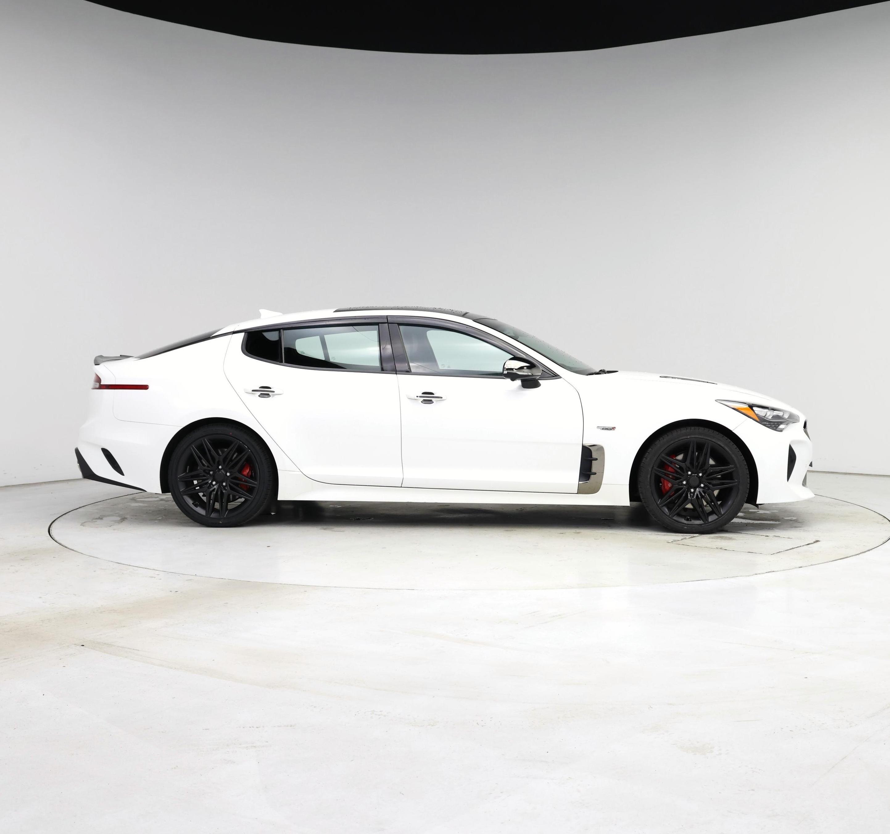 Thumbnail: 2022 Kia Stinger - 7