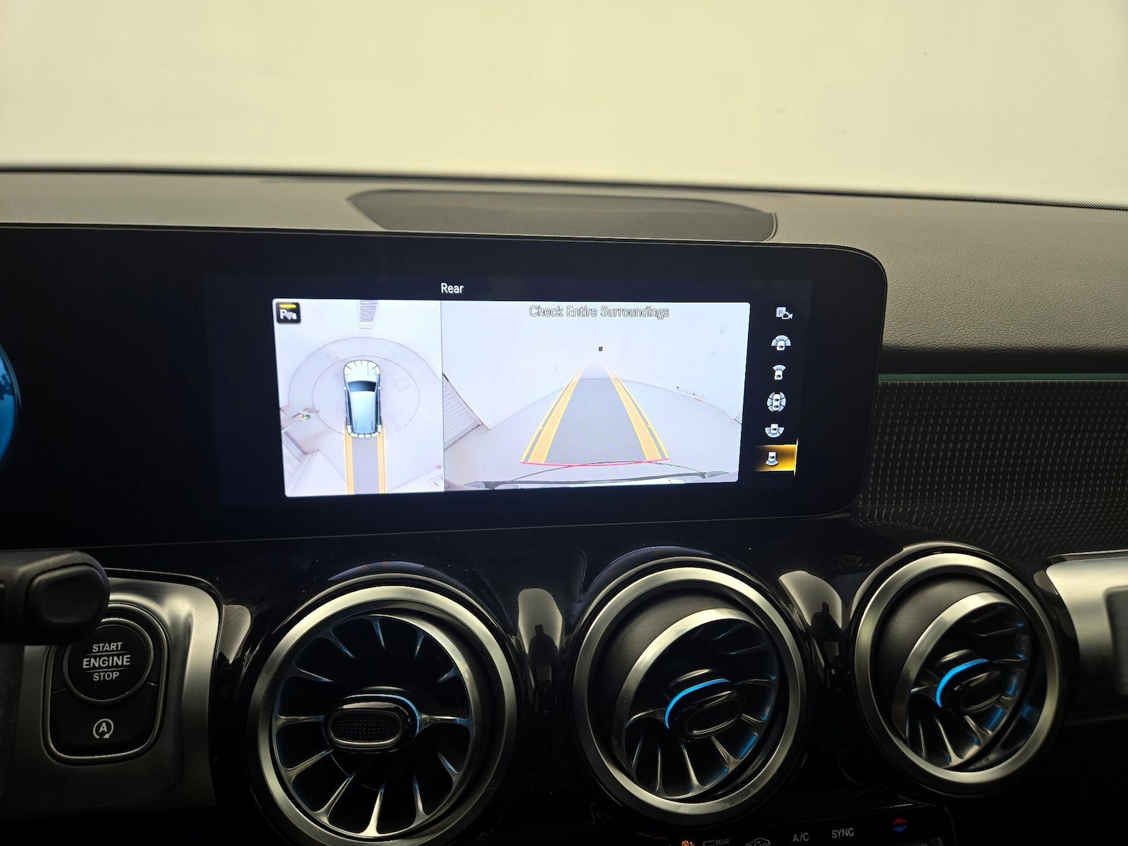 2022 Mercedes-Benz GLB Base - Photo 15