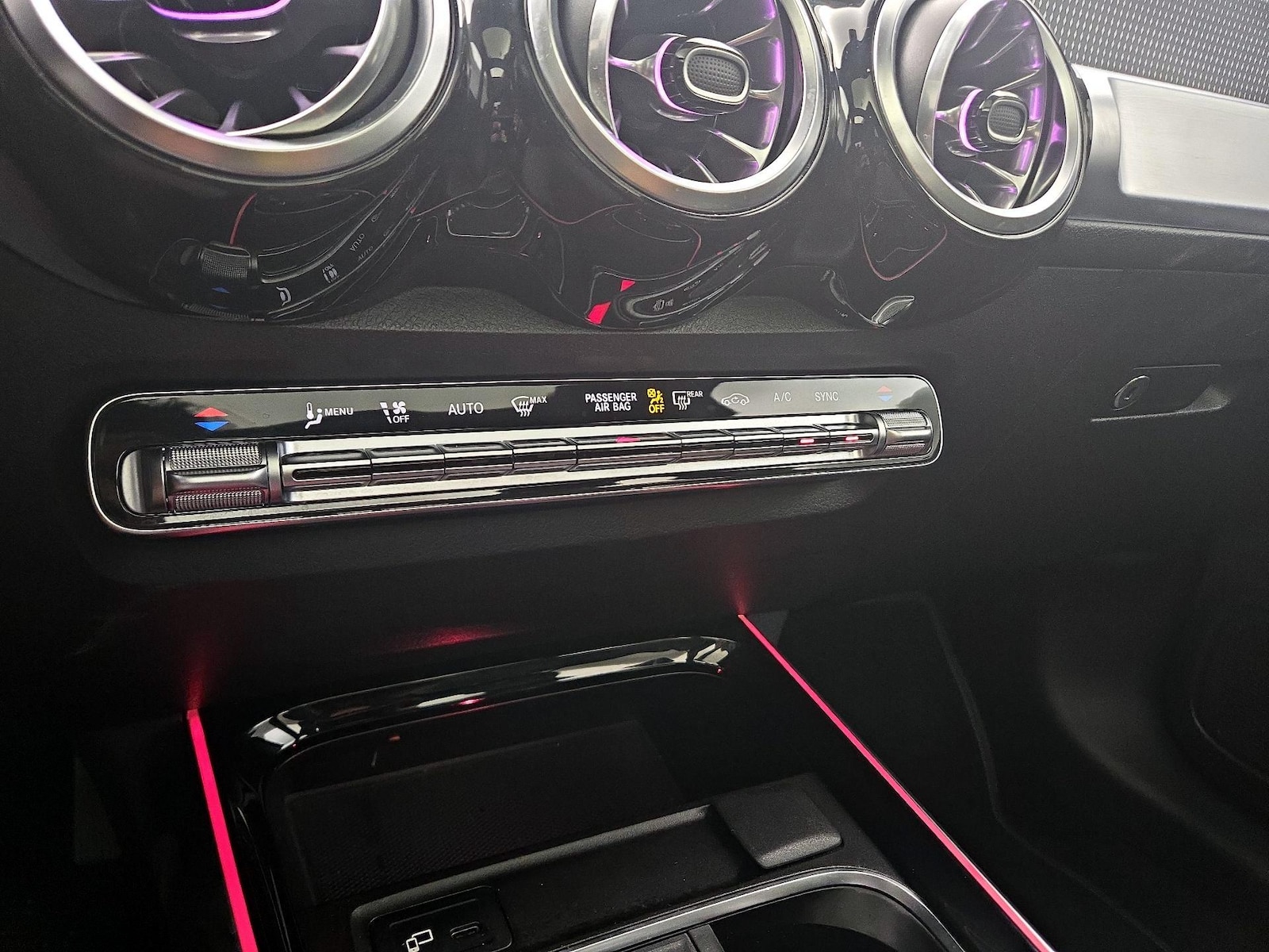 2022 Mercedes-Benz GLB Base - Photo 17