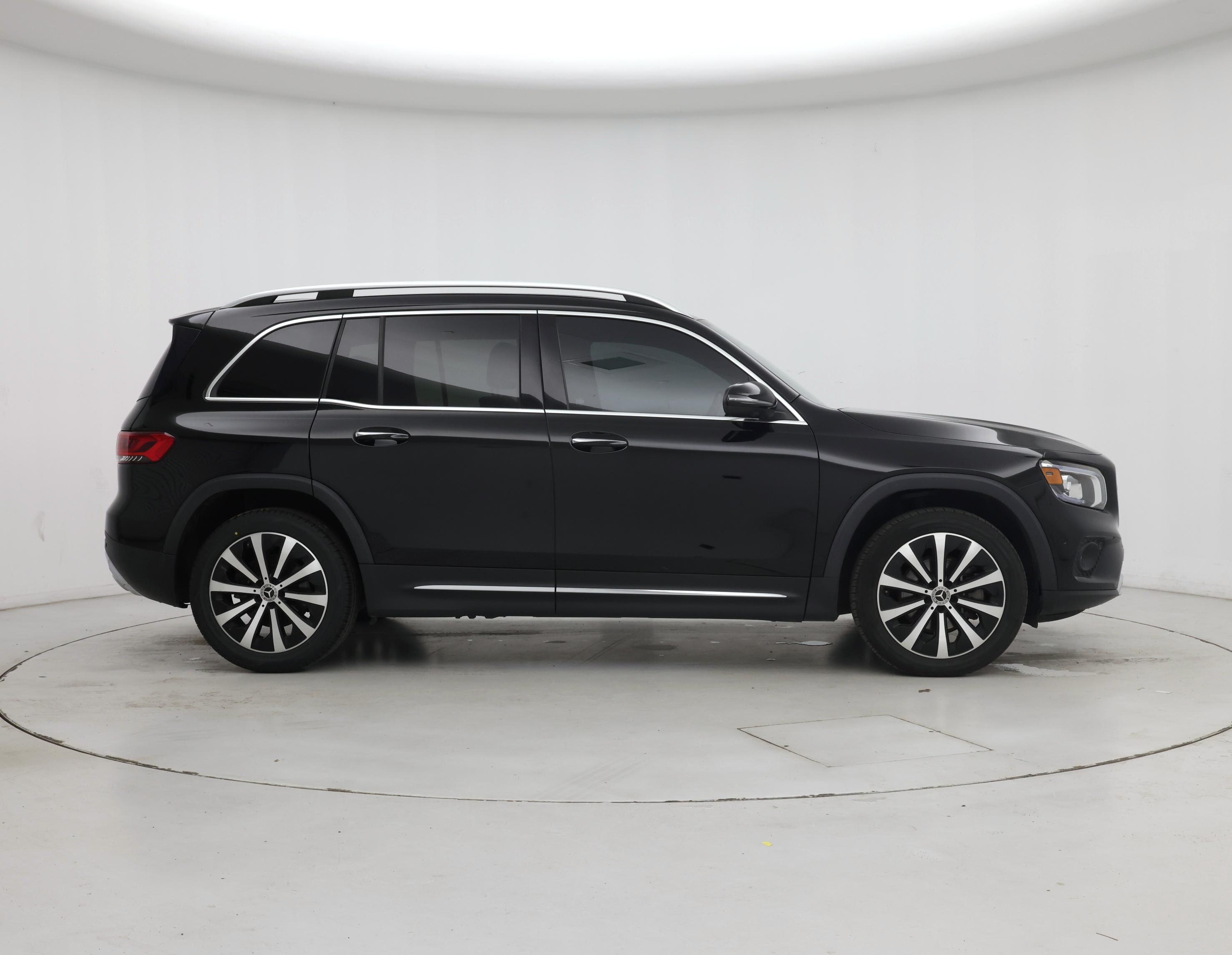 Thumbnail: 2022 Mercedes-Benz GLB - 7