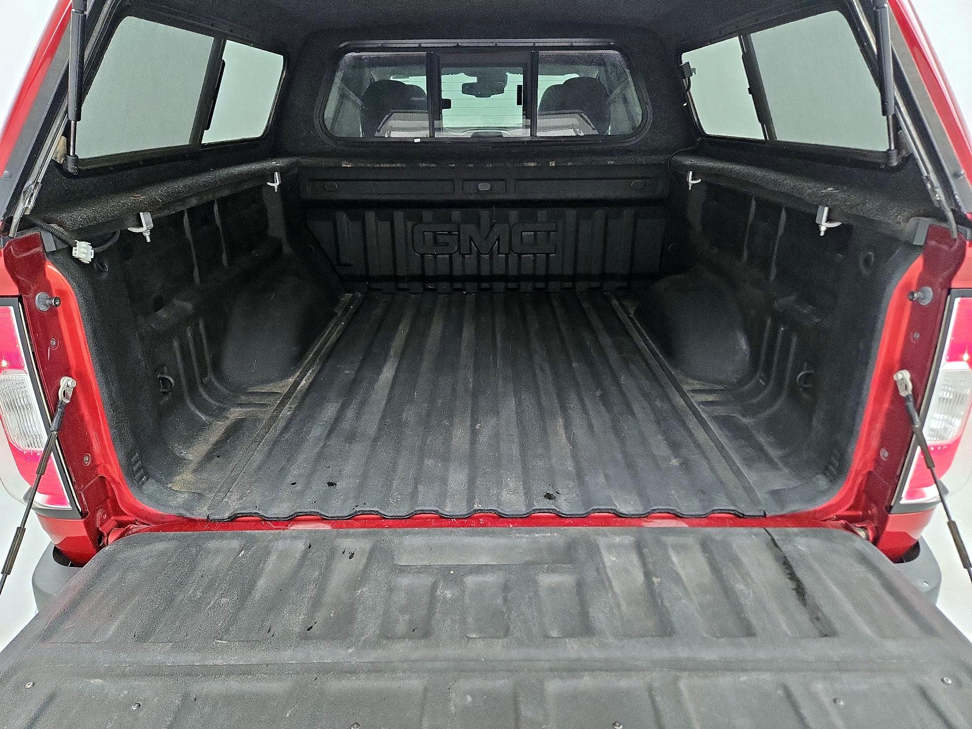 Thumbnail: 2016 GMC Canyon - 20