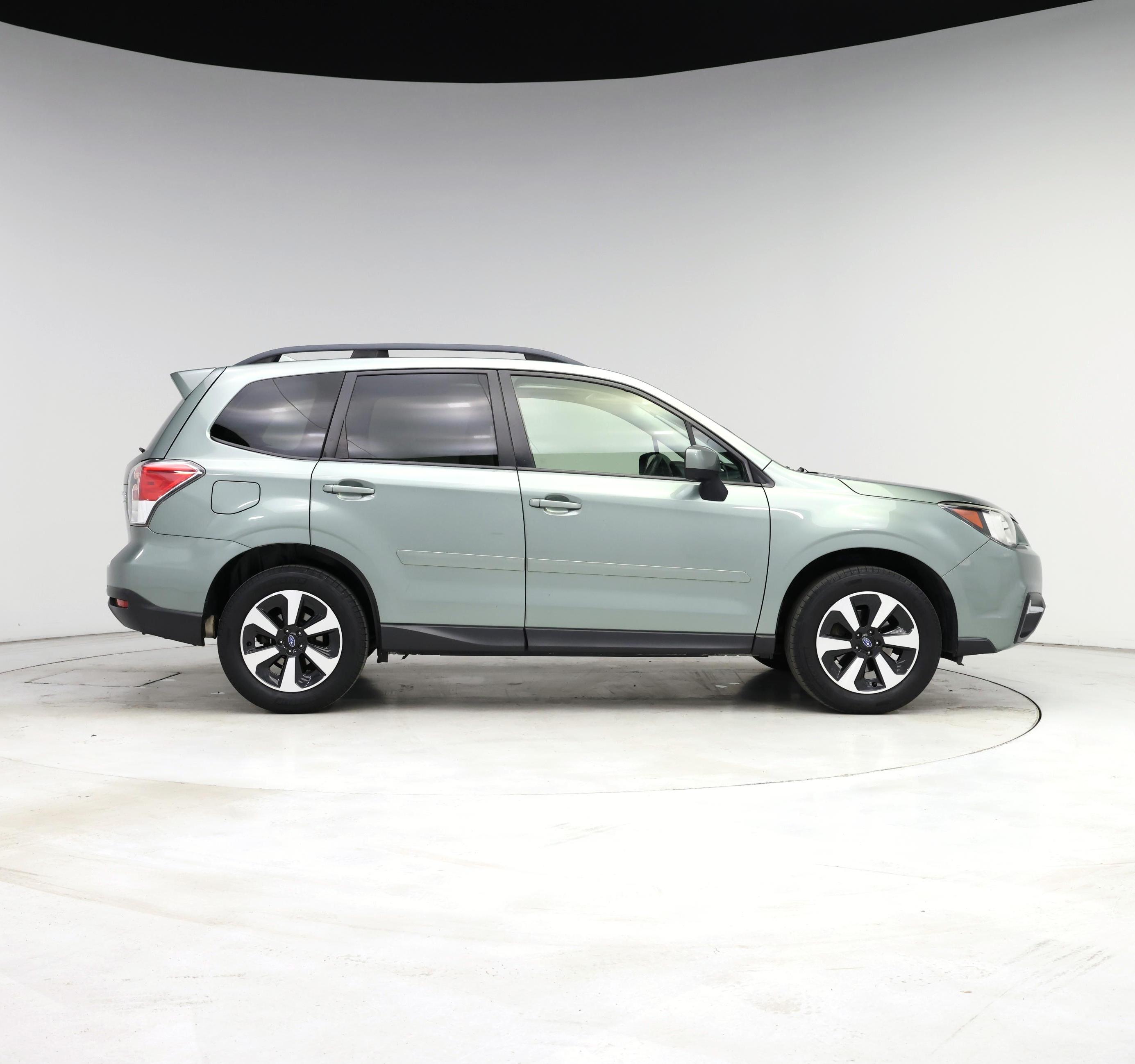 Thumbnail: 2017 Subaru Forester - 7
