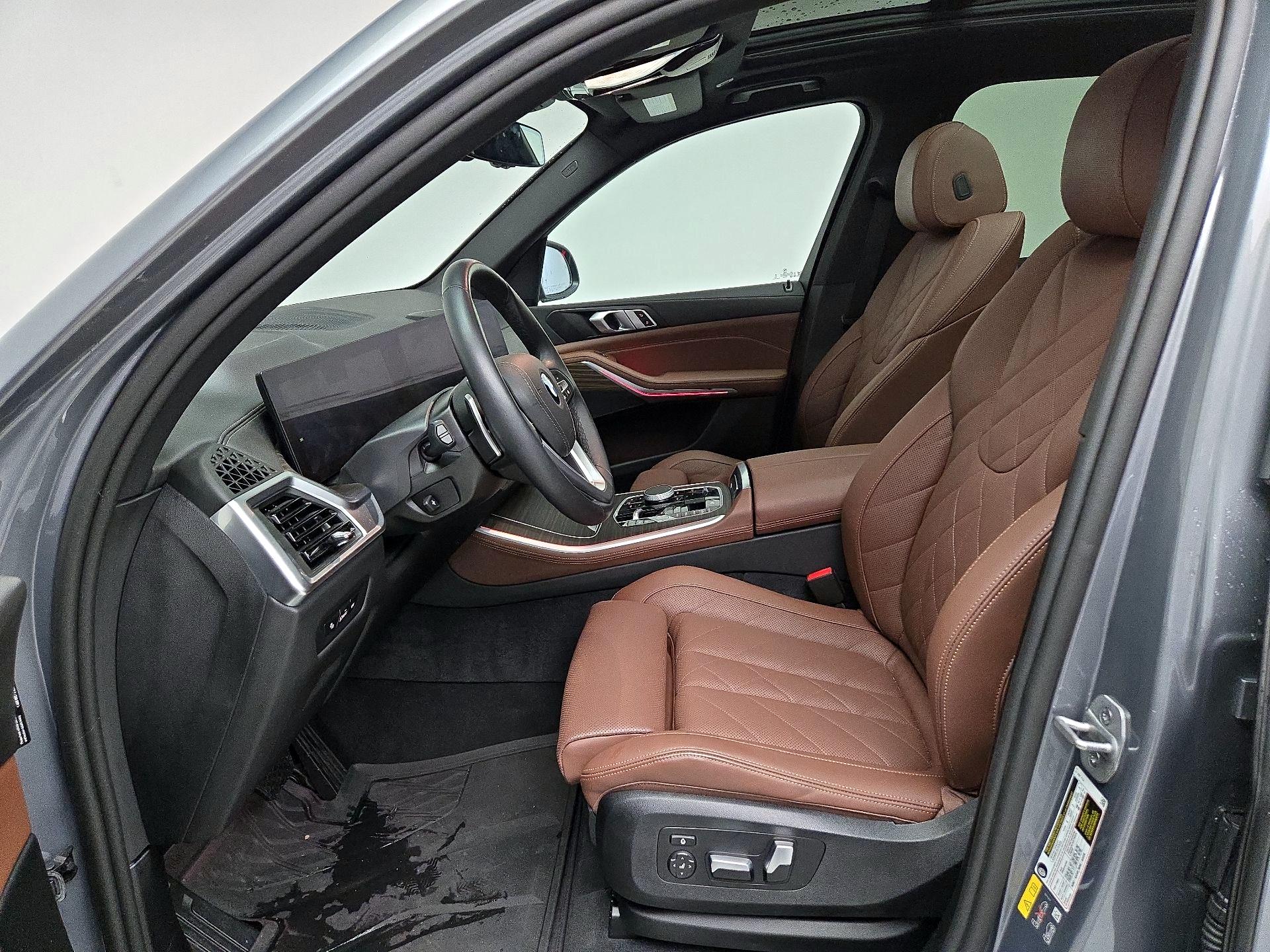Thumbnail: 2025 BMW X5 - 11