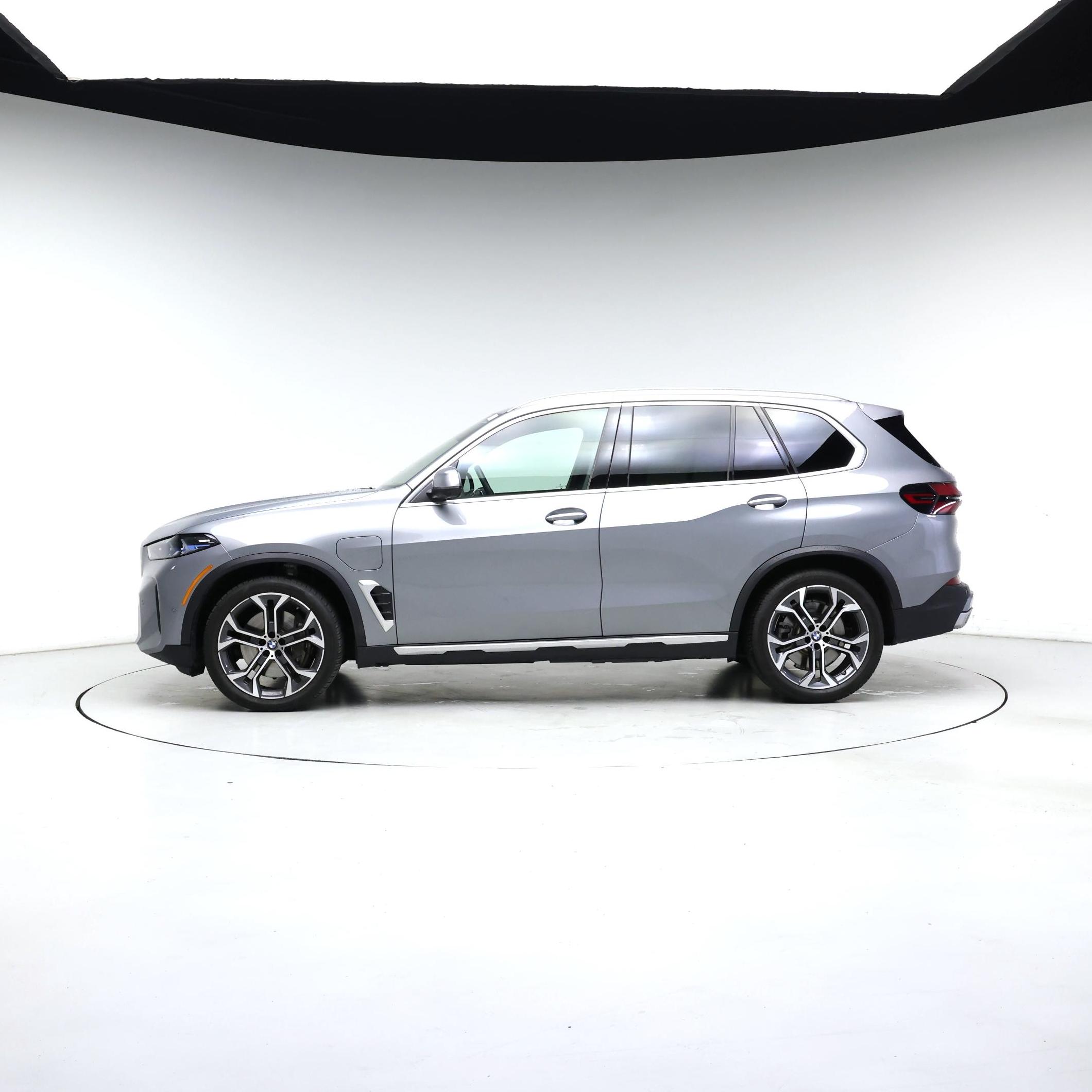 Thumbnail: 2025 BMW X5 - 3