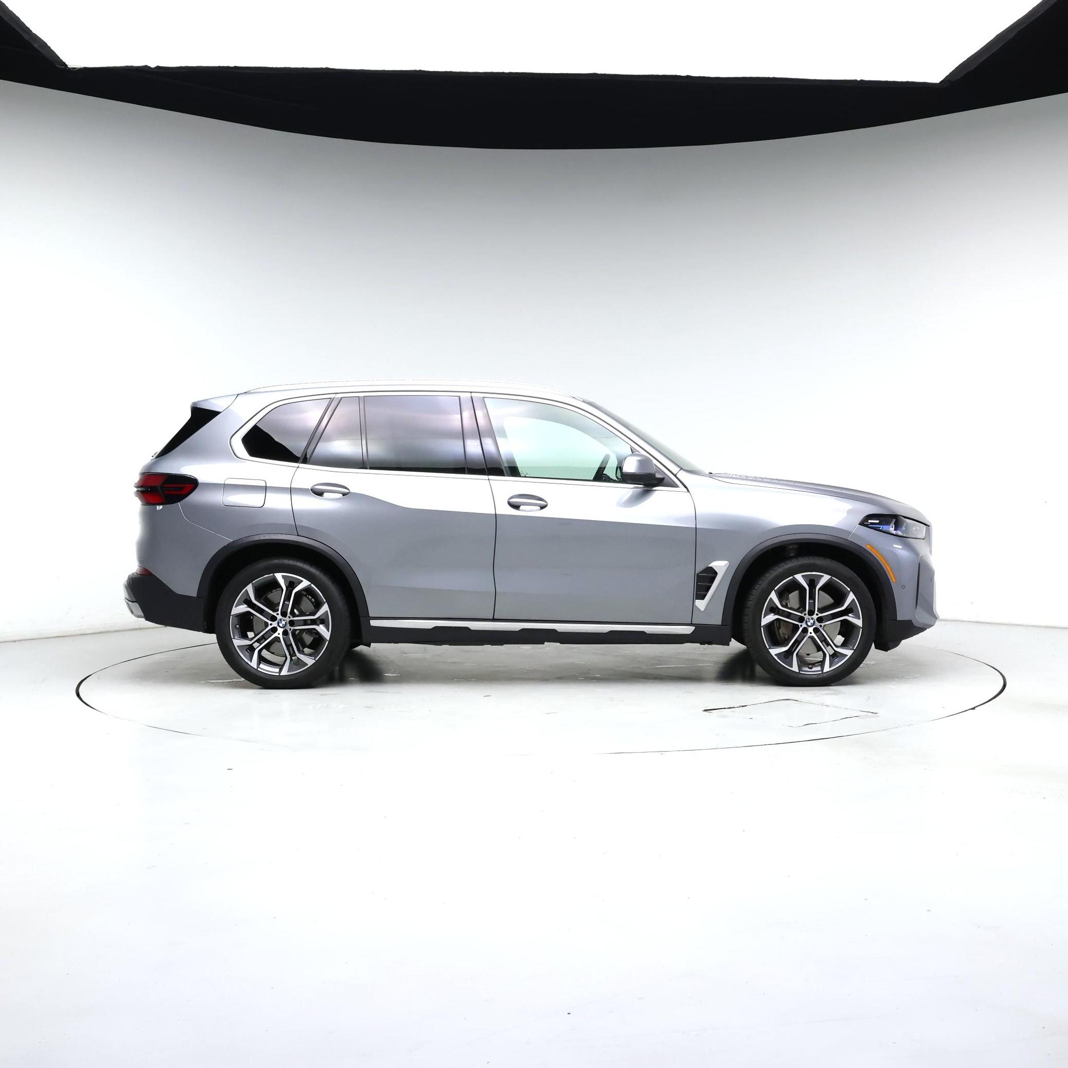 Thumbnail: 2025 BMW X5 - 7