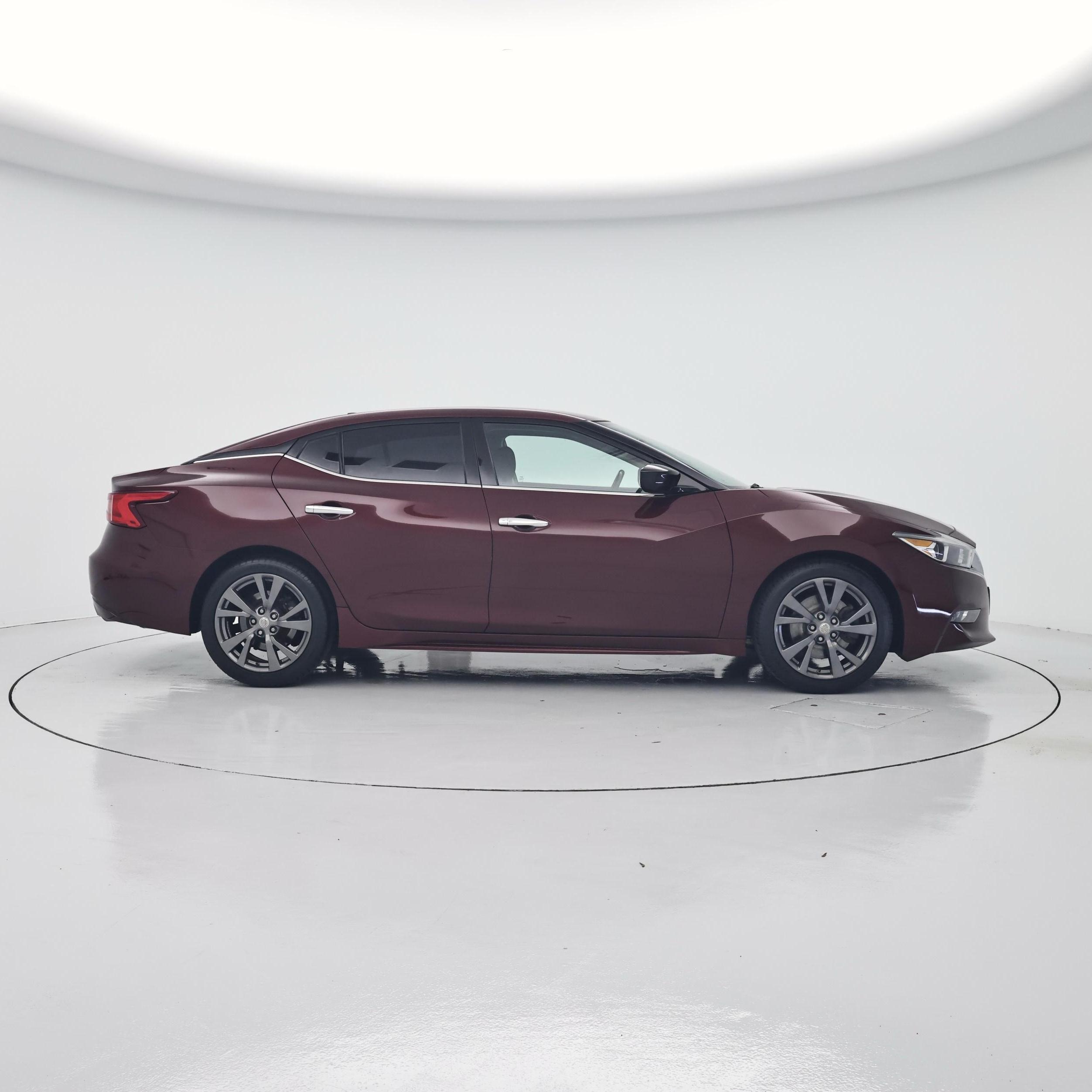 Thumbnail: 2017 Nissan Maxima - 7