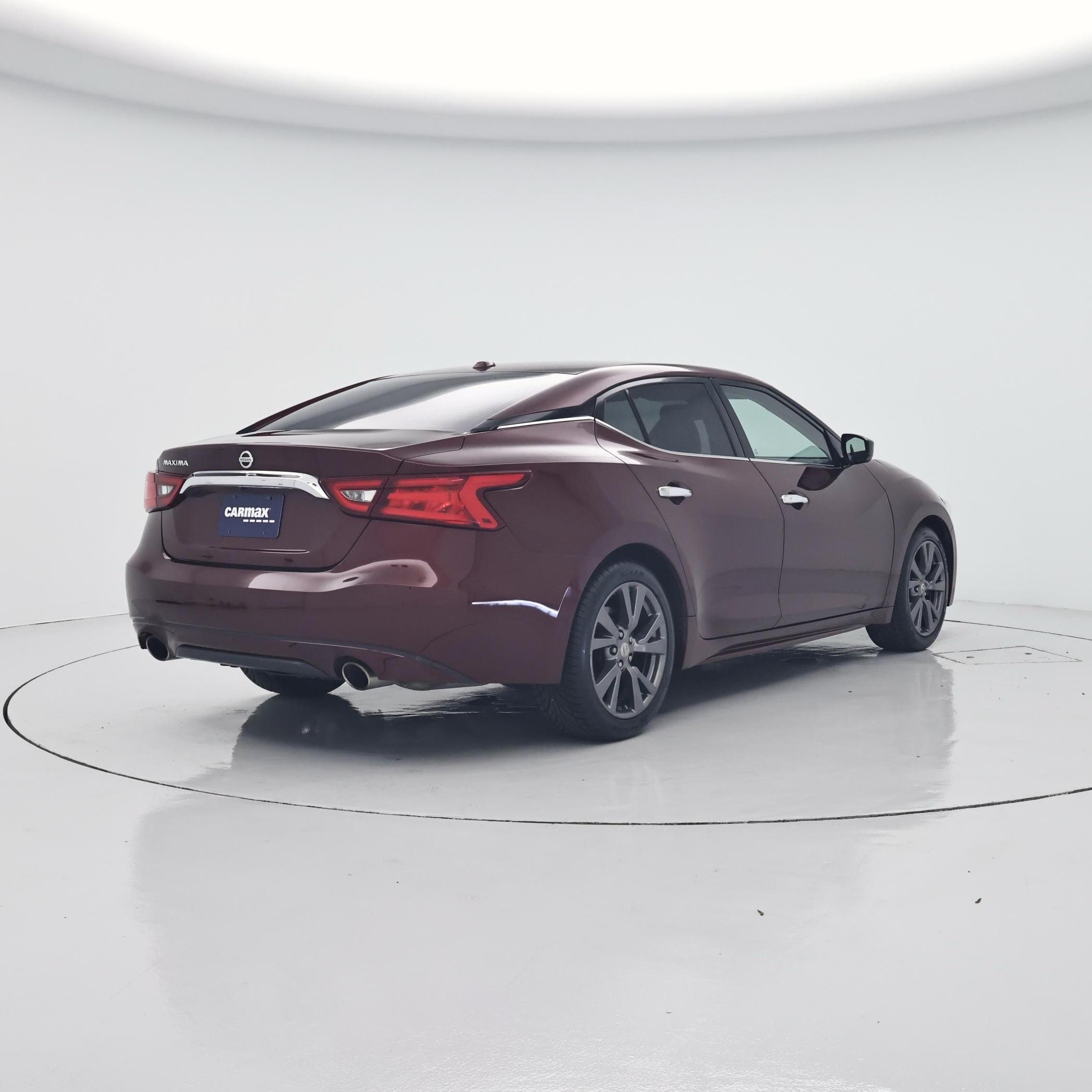 Thumbnail: 2017 Nissan Maxima - 8