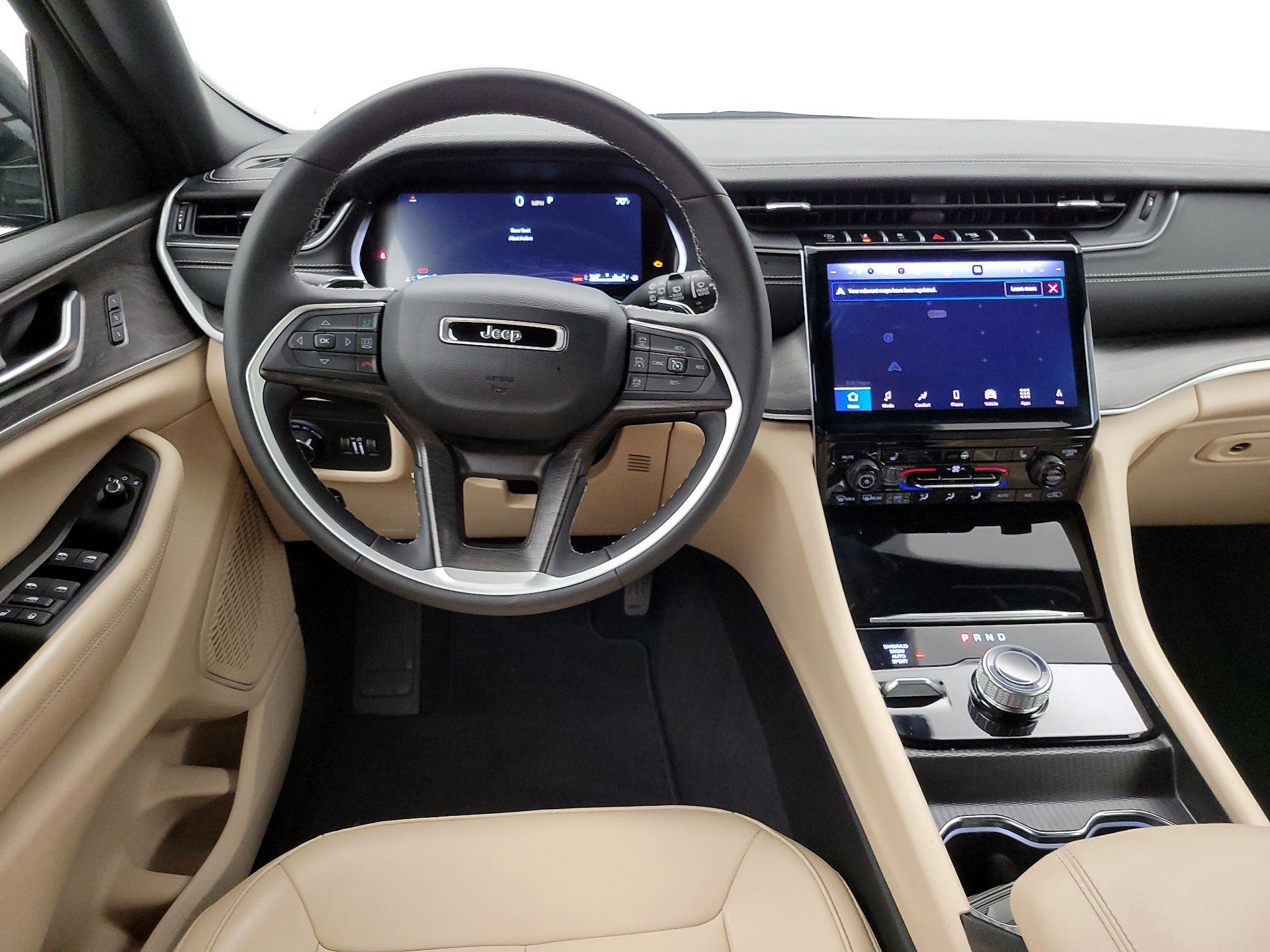 Thumbnail: 2024 Jeep Grand Cherokee - 10