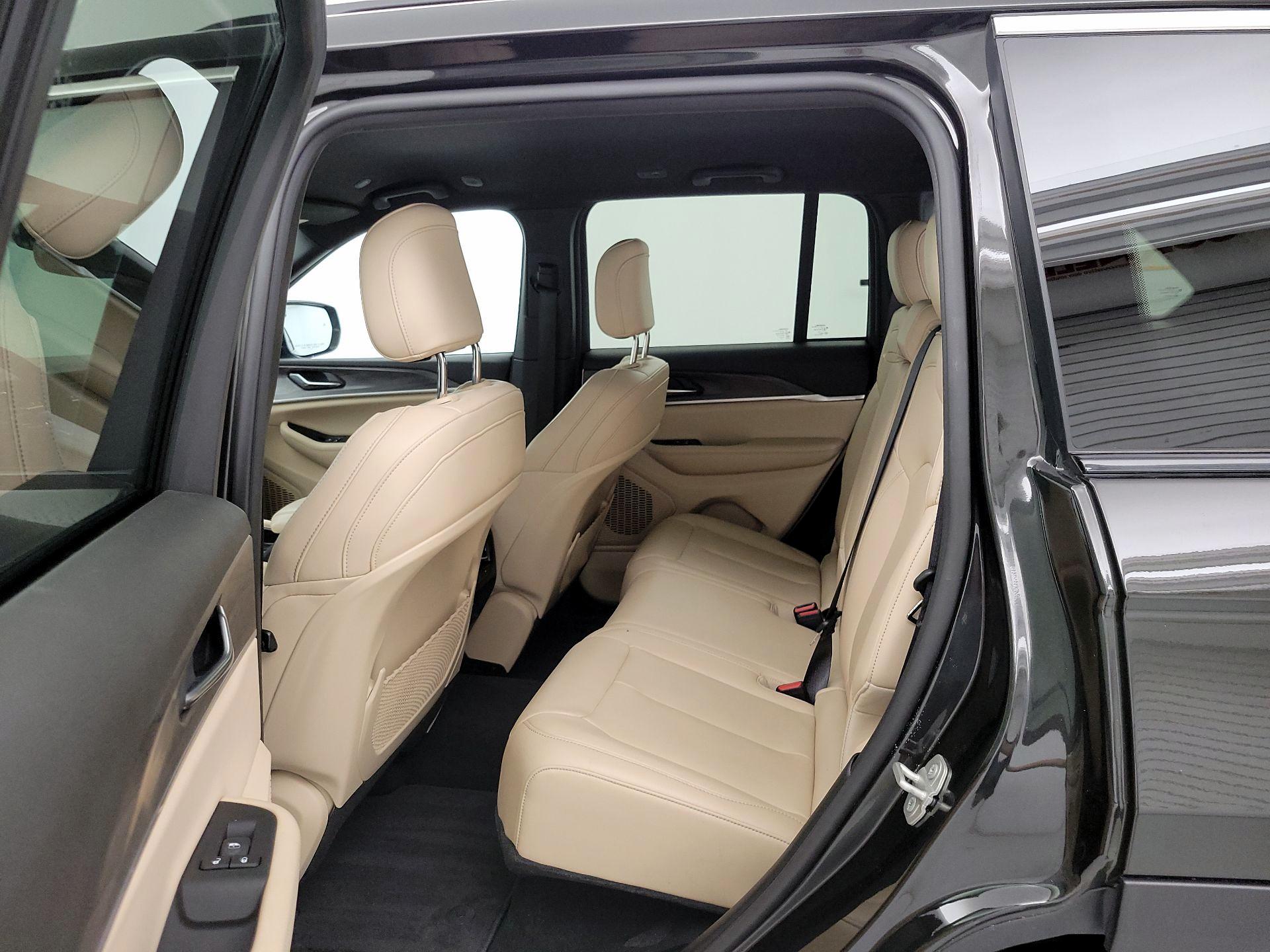 Thumbnail: 2024 Jeep Grand Cherokee - 20