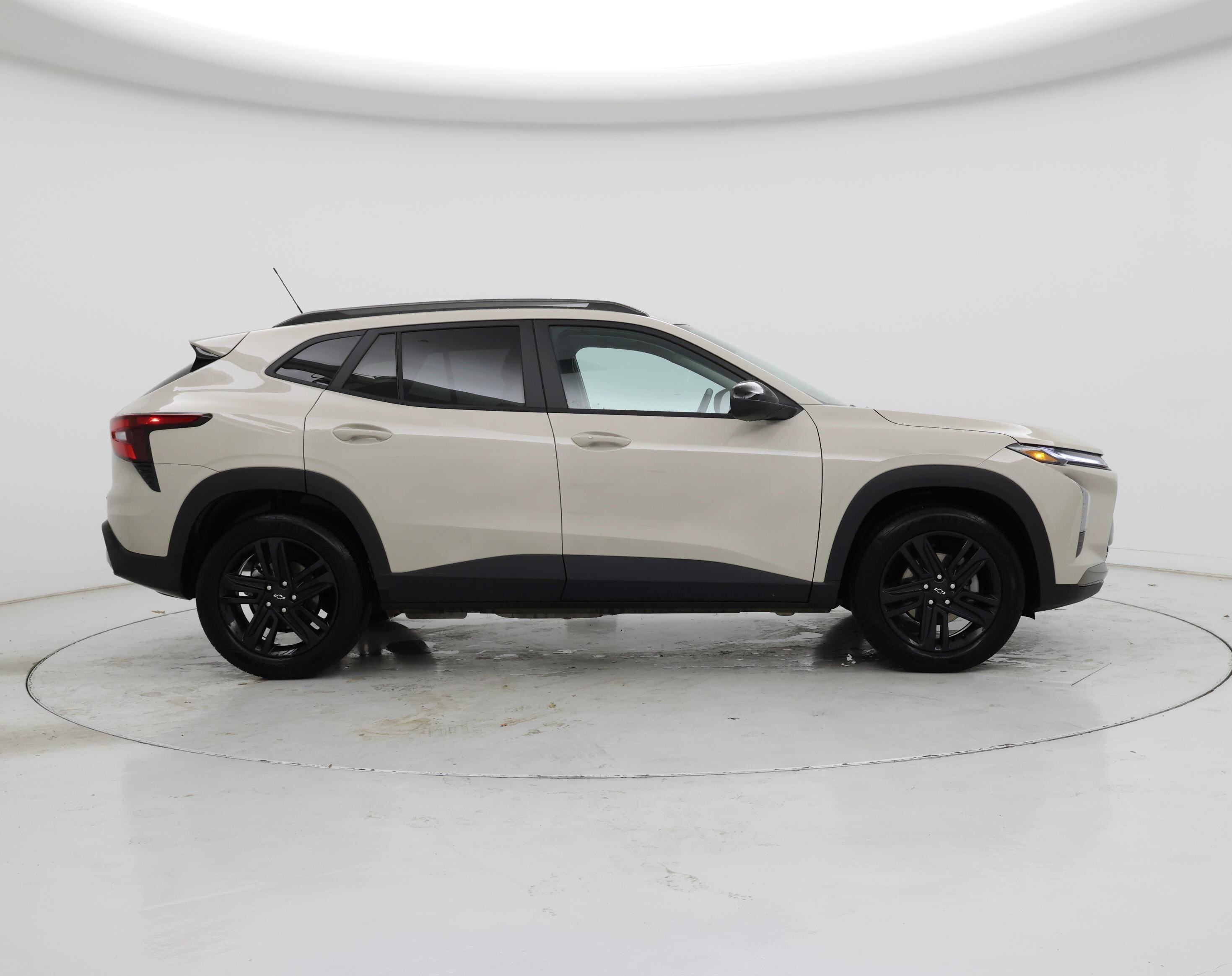 Thumbnail: 2026 Chevrolet Trax - 7