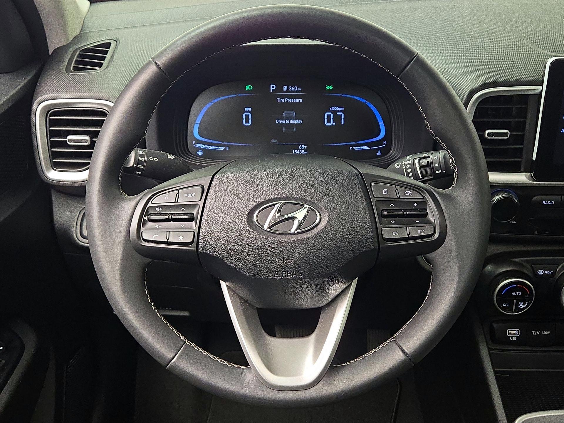 Thumbnail: 2024 Hyundai Venue - 10