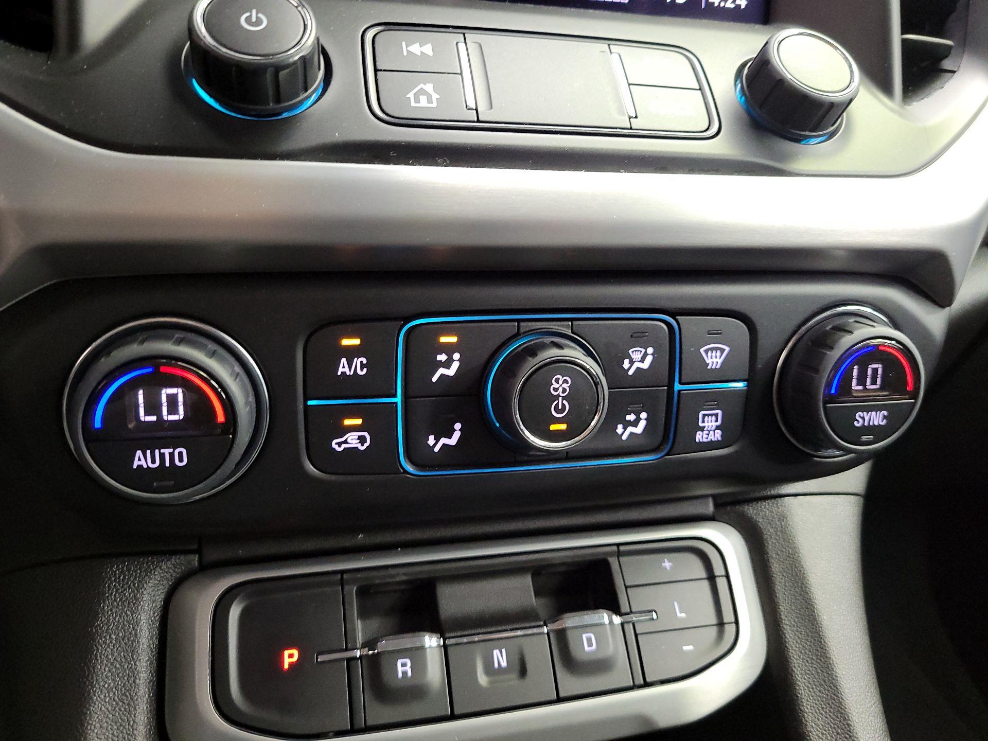 Thumbnail: 2023 GMC Acadia - 17
