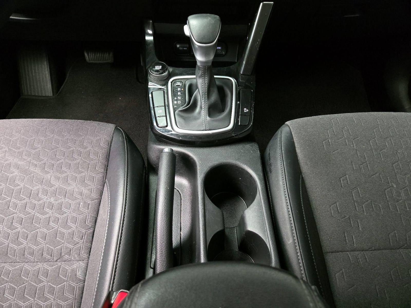 2024 Kia Seltos S - Photo 19