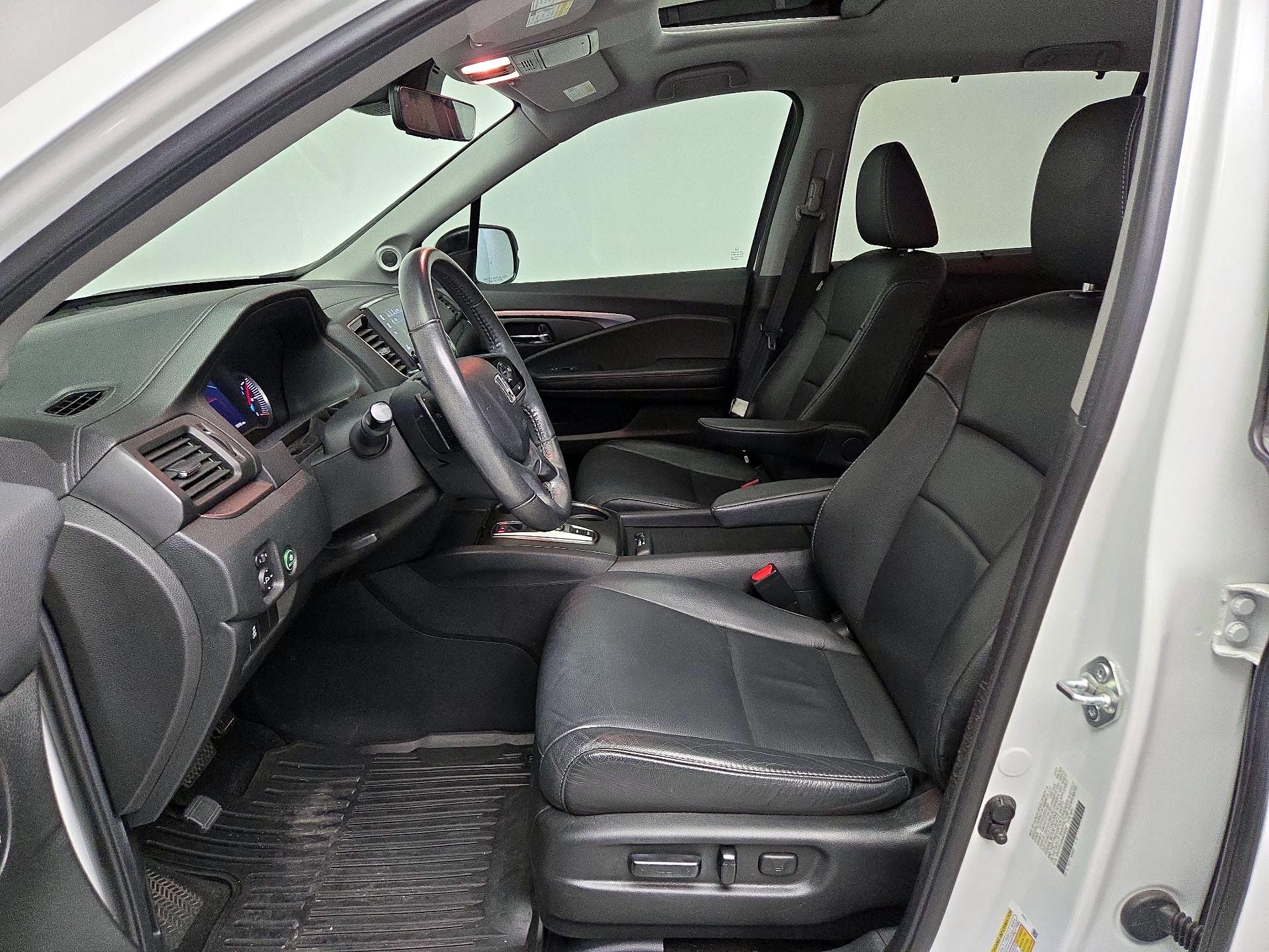 Thumbnail: 2022 Honda Pilot - 11