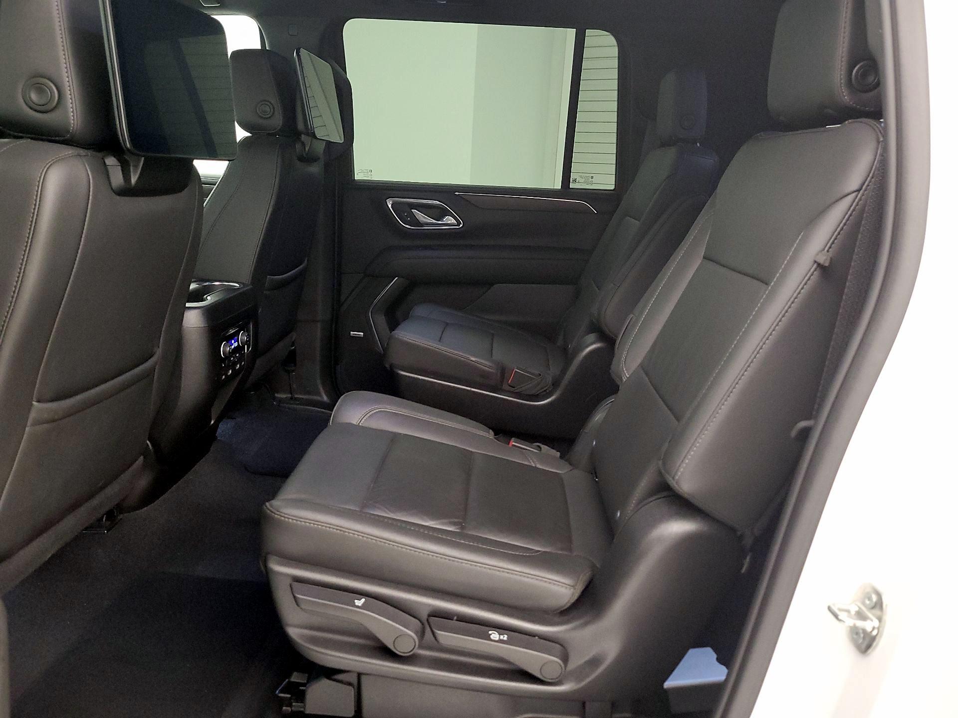 Thumbnail: 2024 Chevrolet Suburban - 20