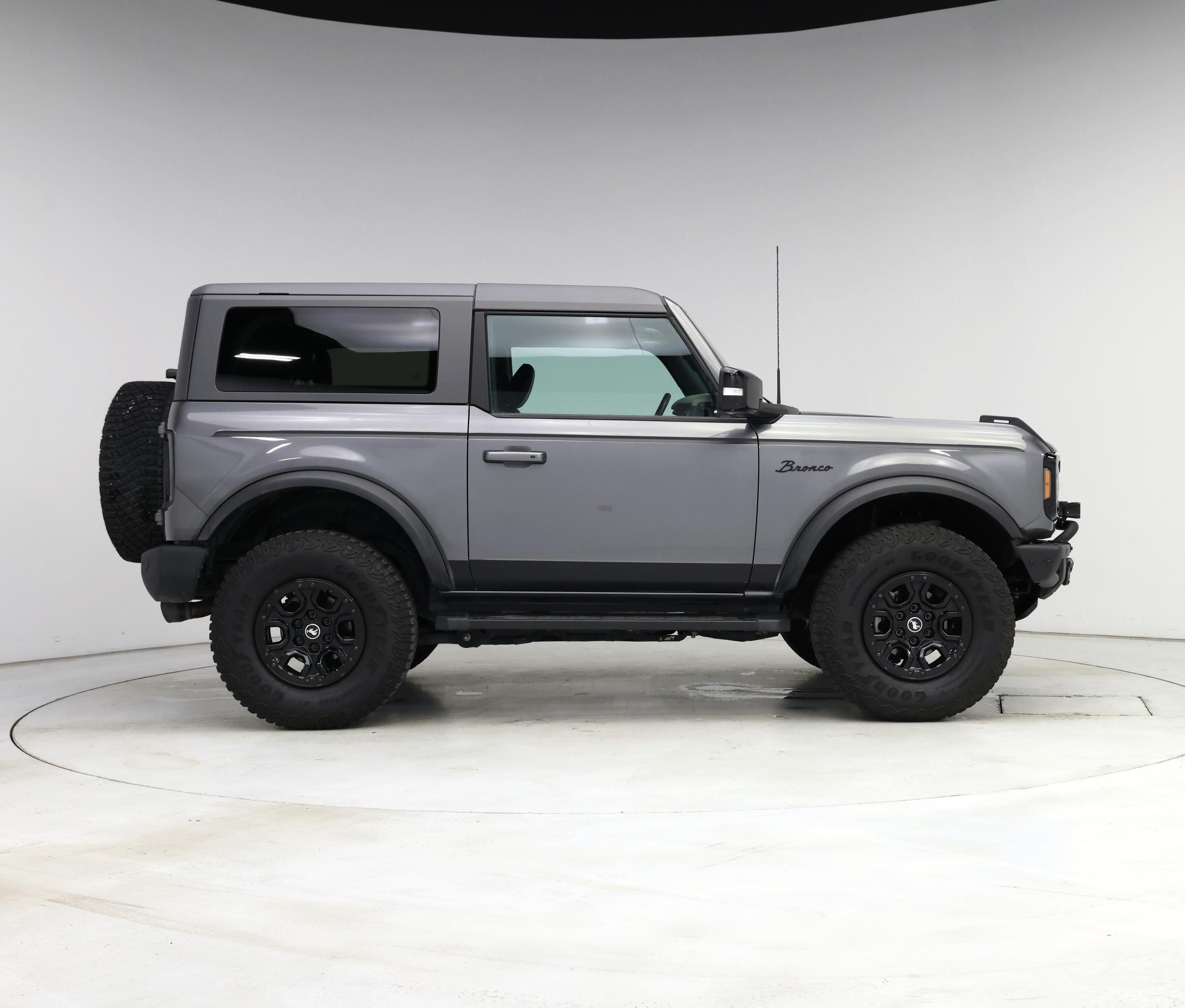 Thumbnail: 2021 Ford Bronco - 7