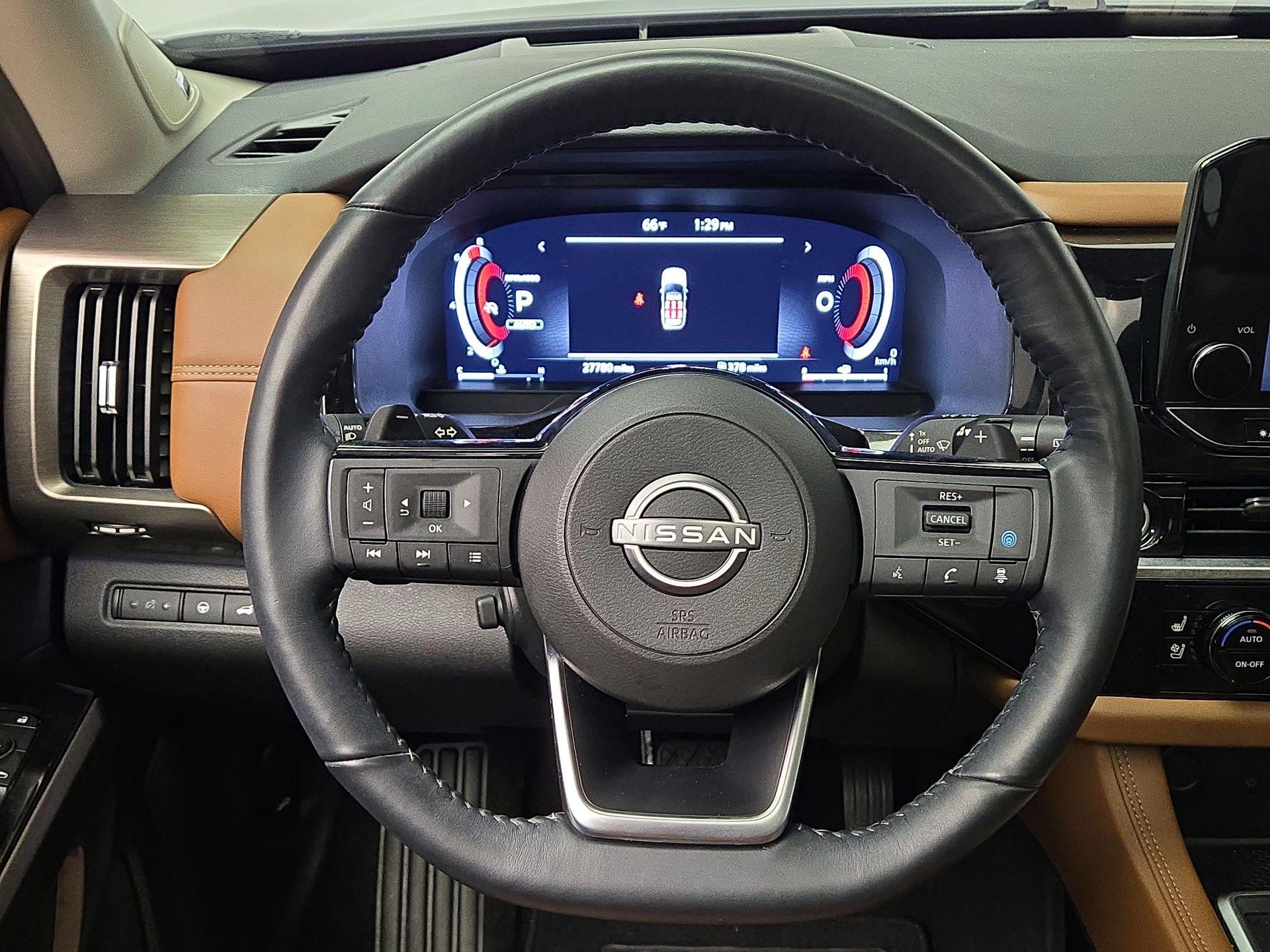 Thumbnail: 2024 Nissan Pathfinder - 10