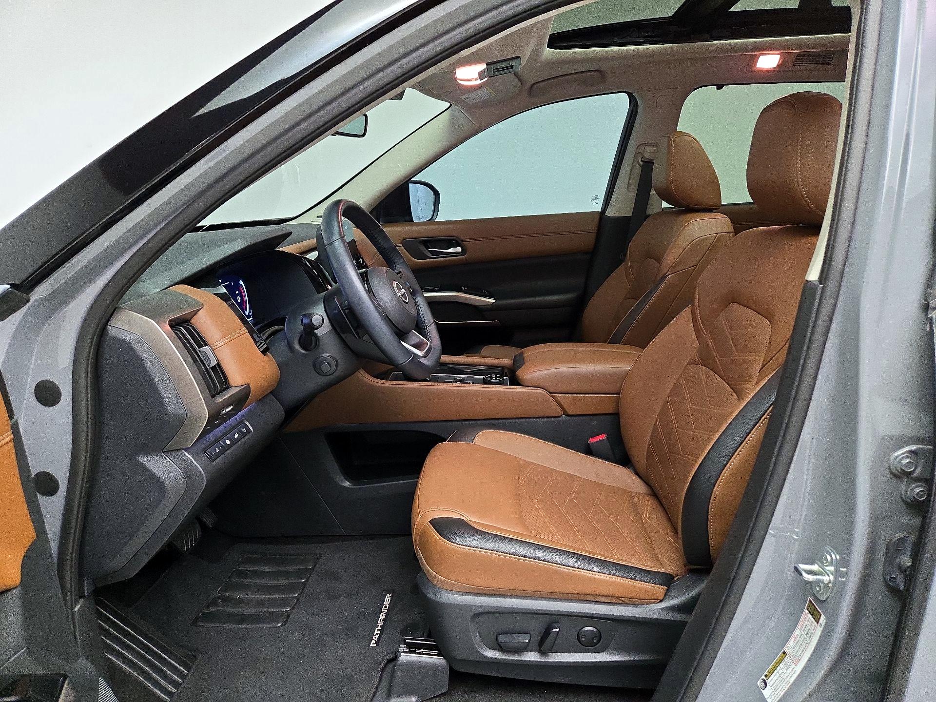 Thumbnail: 2024 Nissan Pathfinder - 11