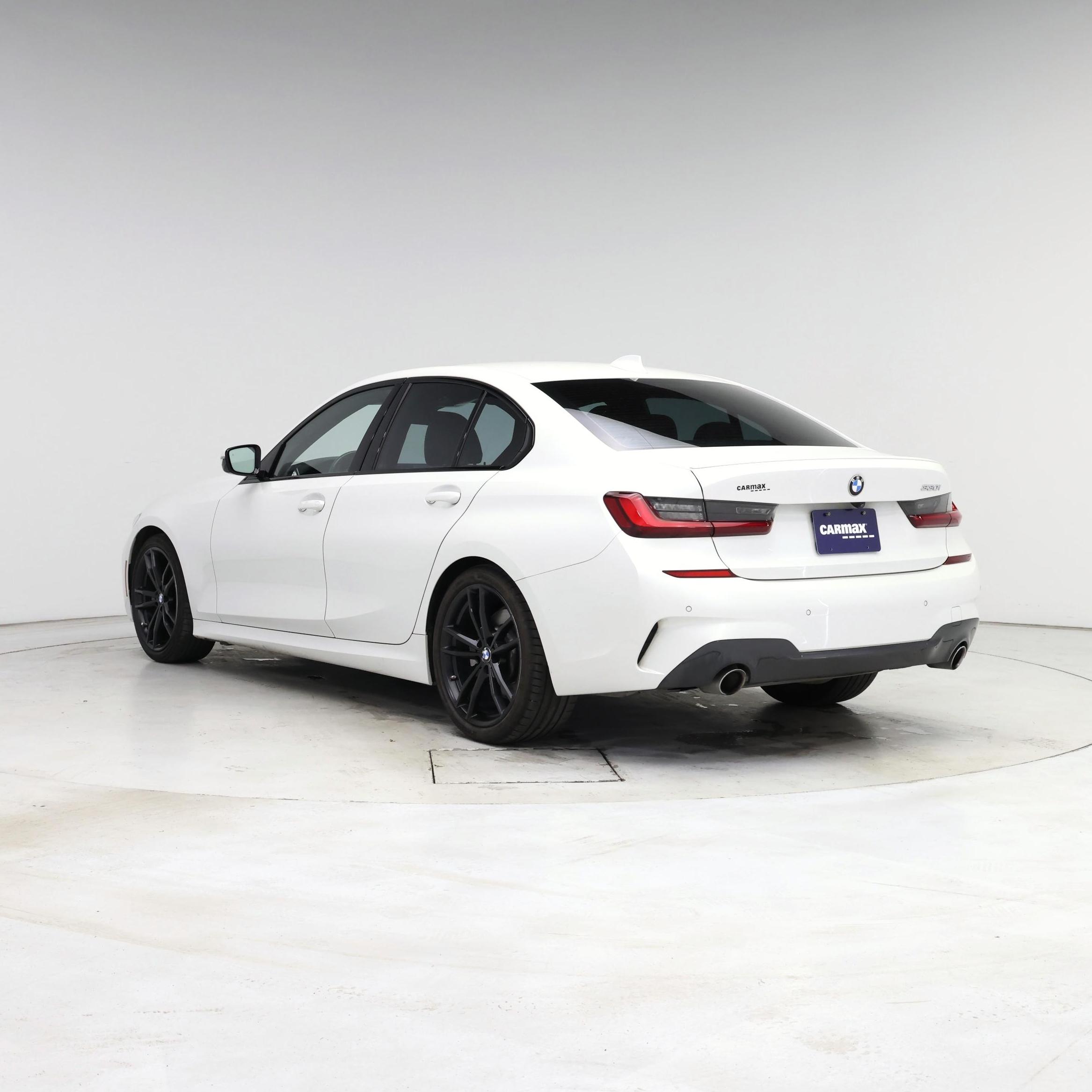 Thumbnail: 2022 BMW 3 Series - 2