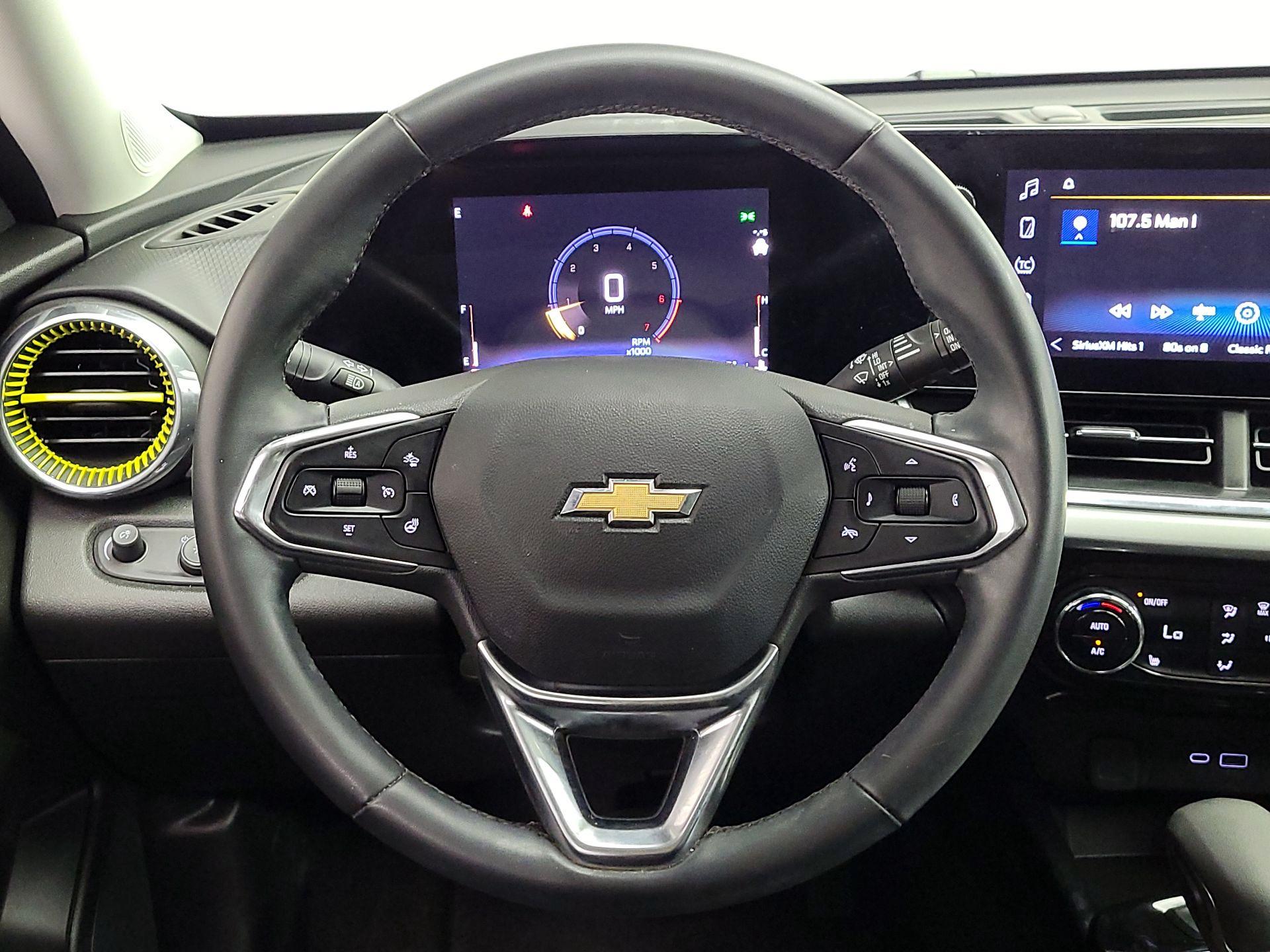 Thumbnail: 2025 Chevrolet Trax - 10