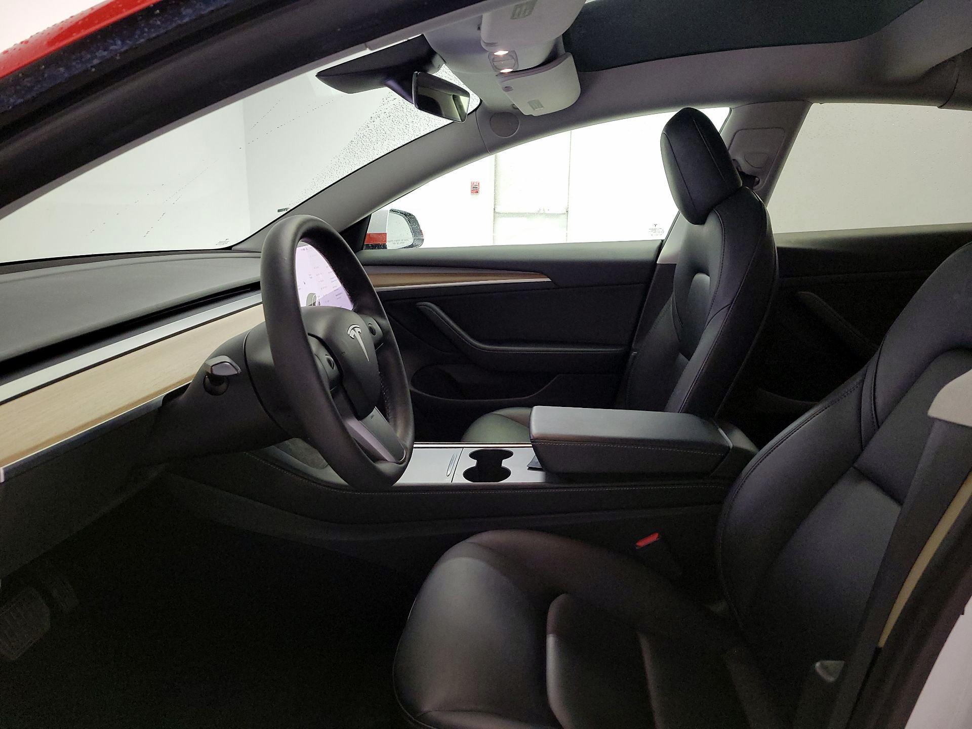 Thumbnail: 2021 Tesla Model 3 - 11
