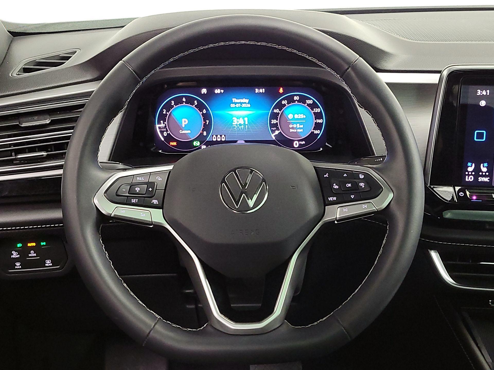 Thumbnail: 2024 Volkswagen Atlas - 10