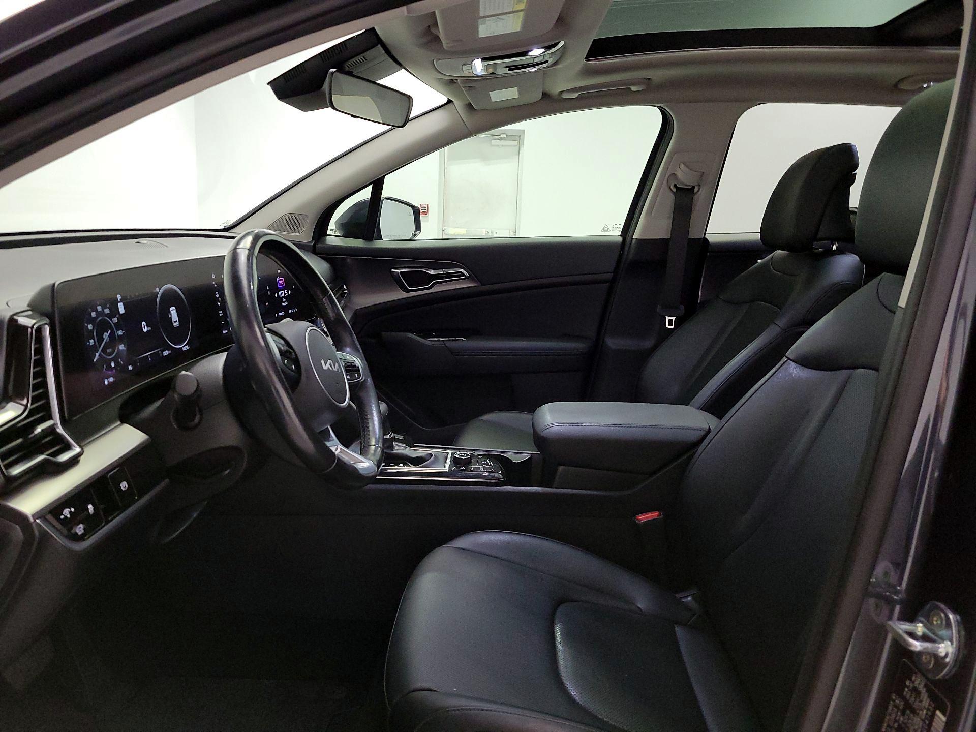 Thumbnail: 2023 Kia Sportage - 11