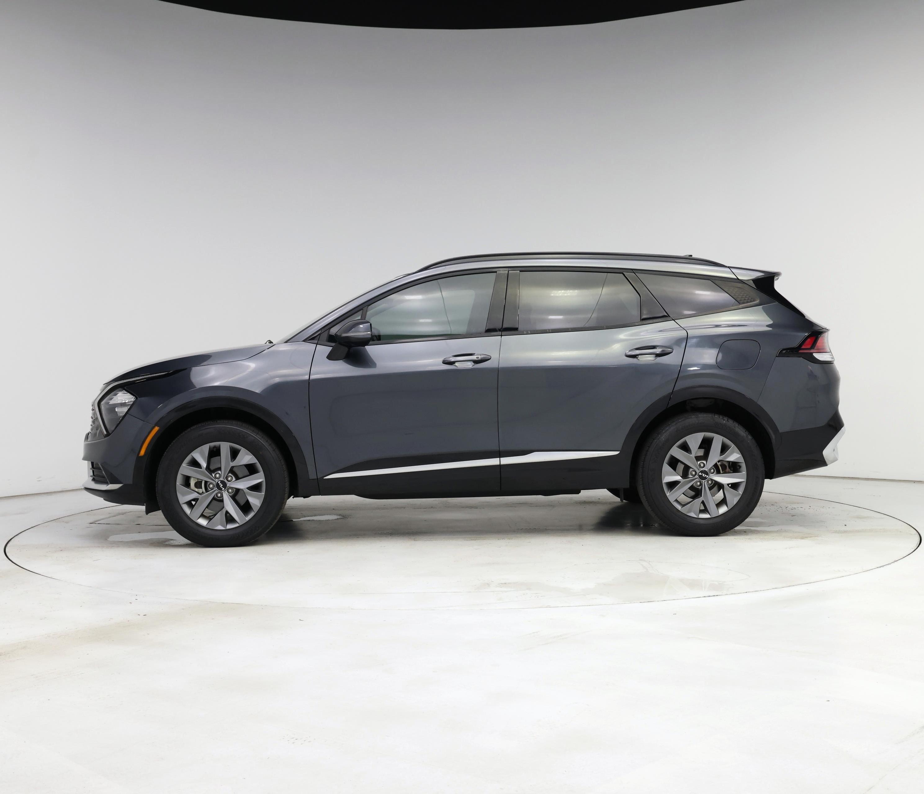 Thumbnail: 2023 Kia Sportage - 3