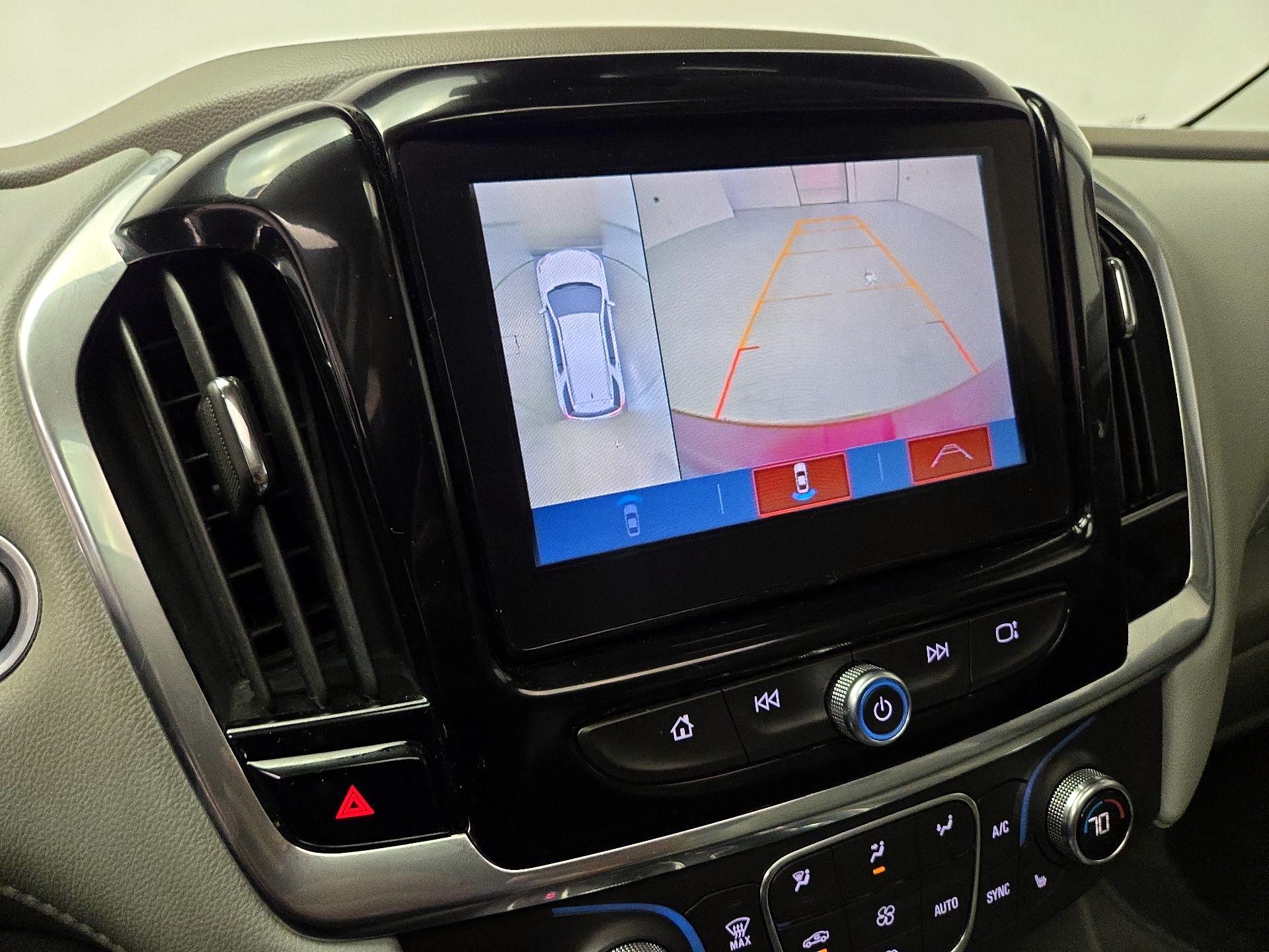 Thumbnail: 2018 Chevrolet Traverse - 15
