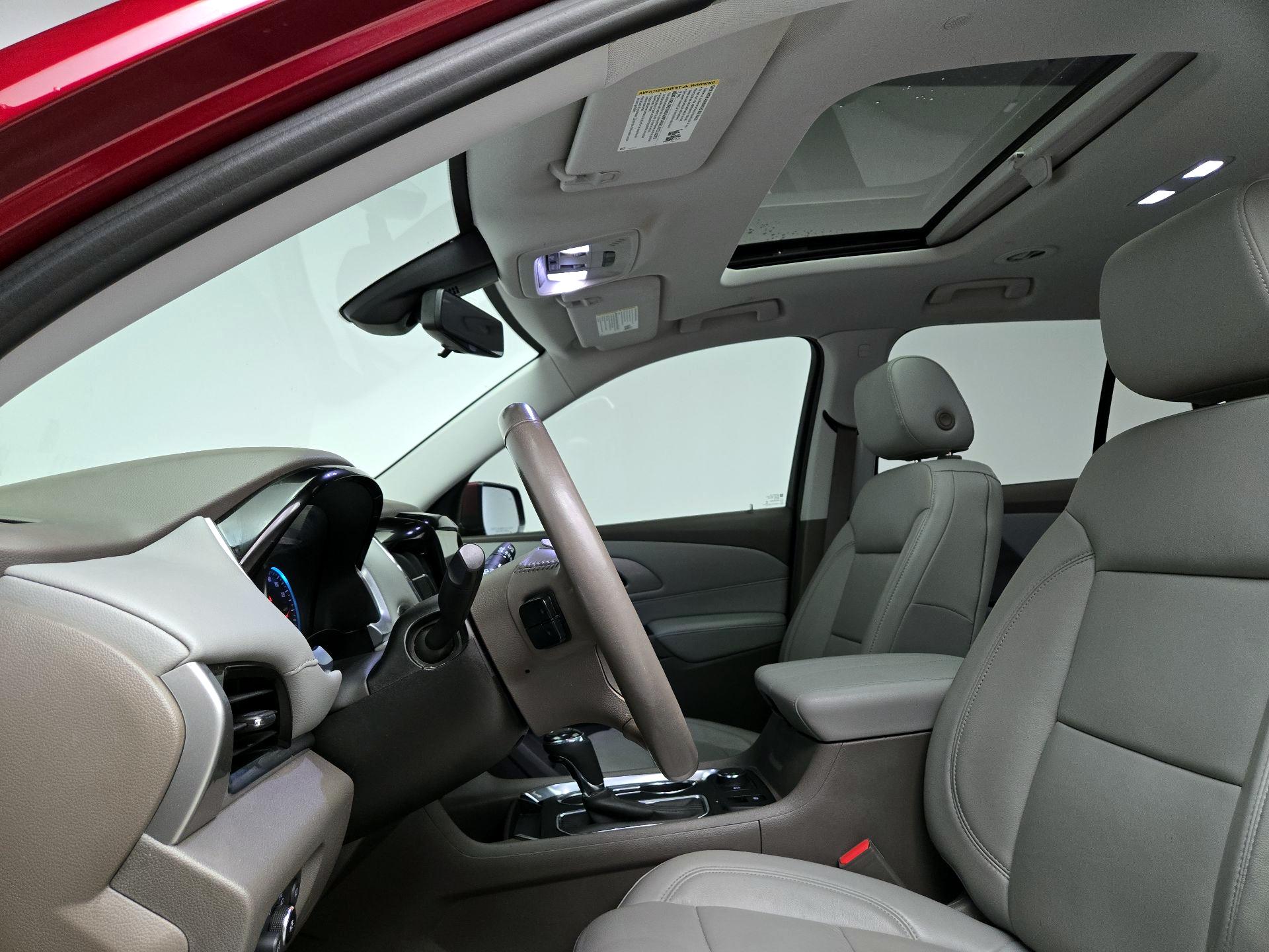 Thumbnail: 2018 Chevrolet Traverse - 20