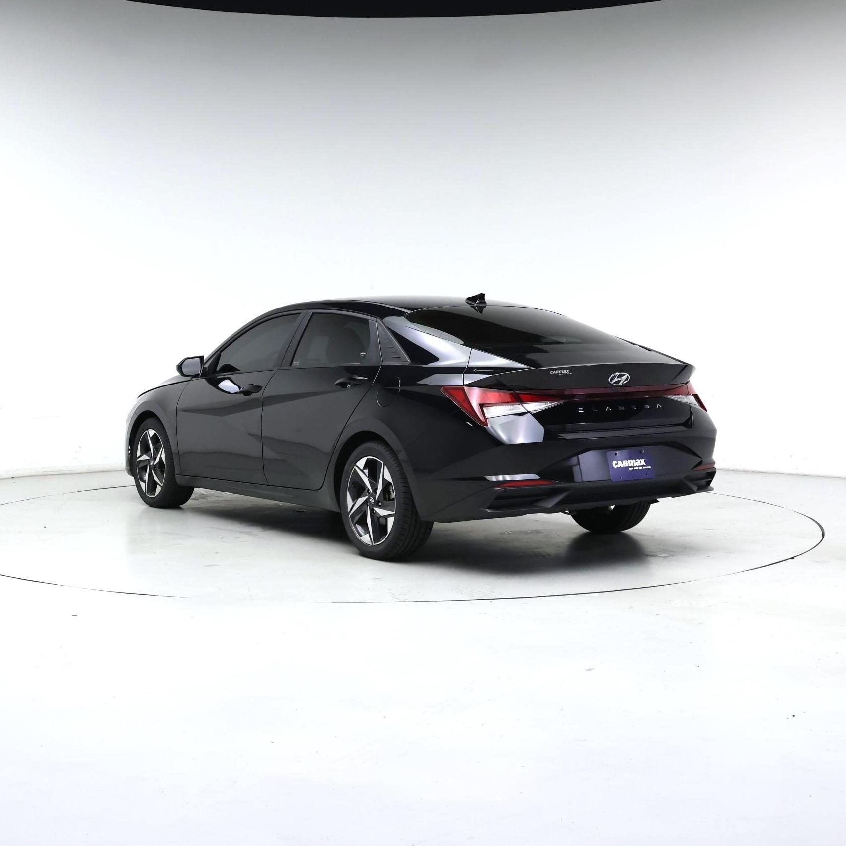 Thumbnail: 2023 Hyundai Elantra - 2