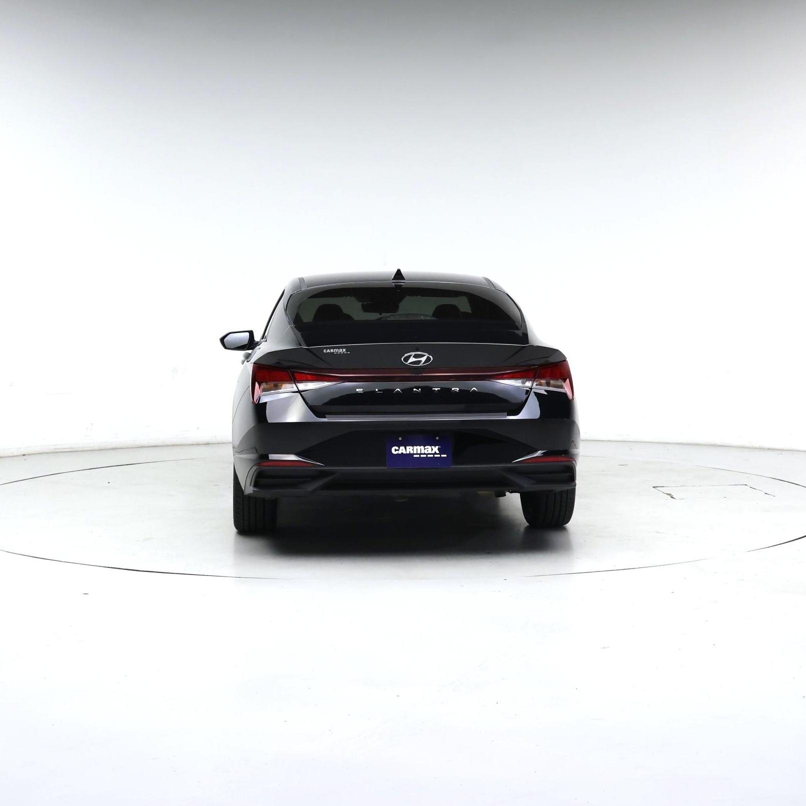 Thumbnail: 2023 Hyundai Elantra - 6