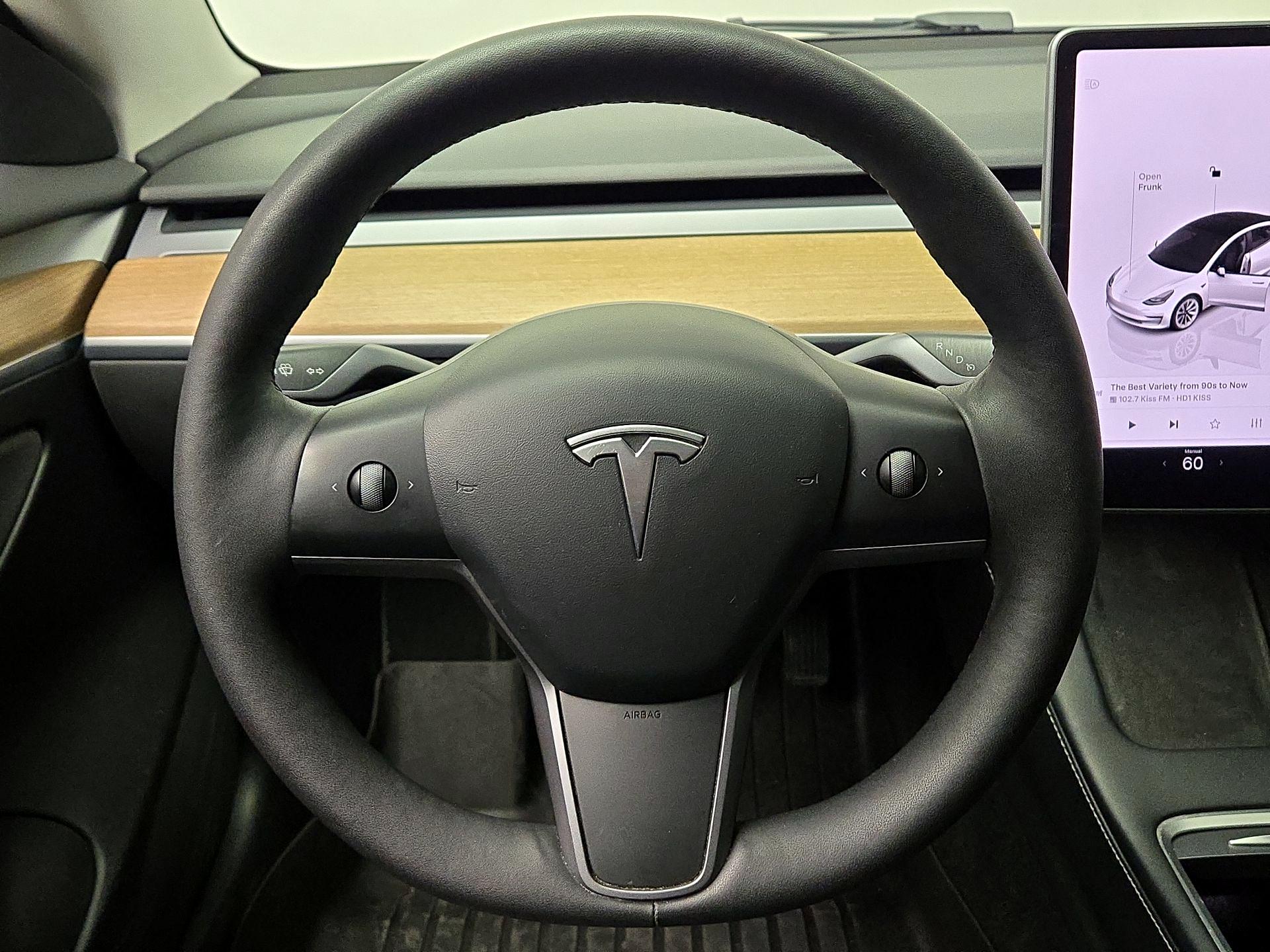 Thumbnail: 2022 Tesla Model 3 - 10