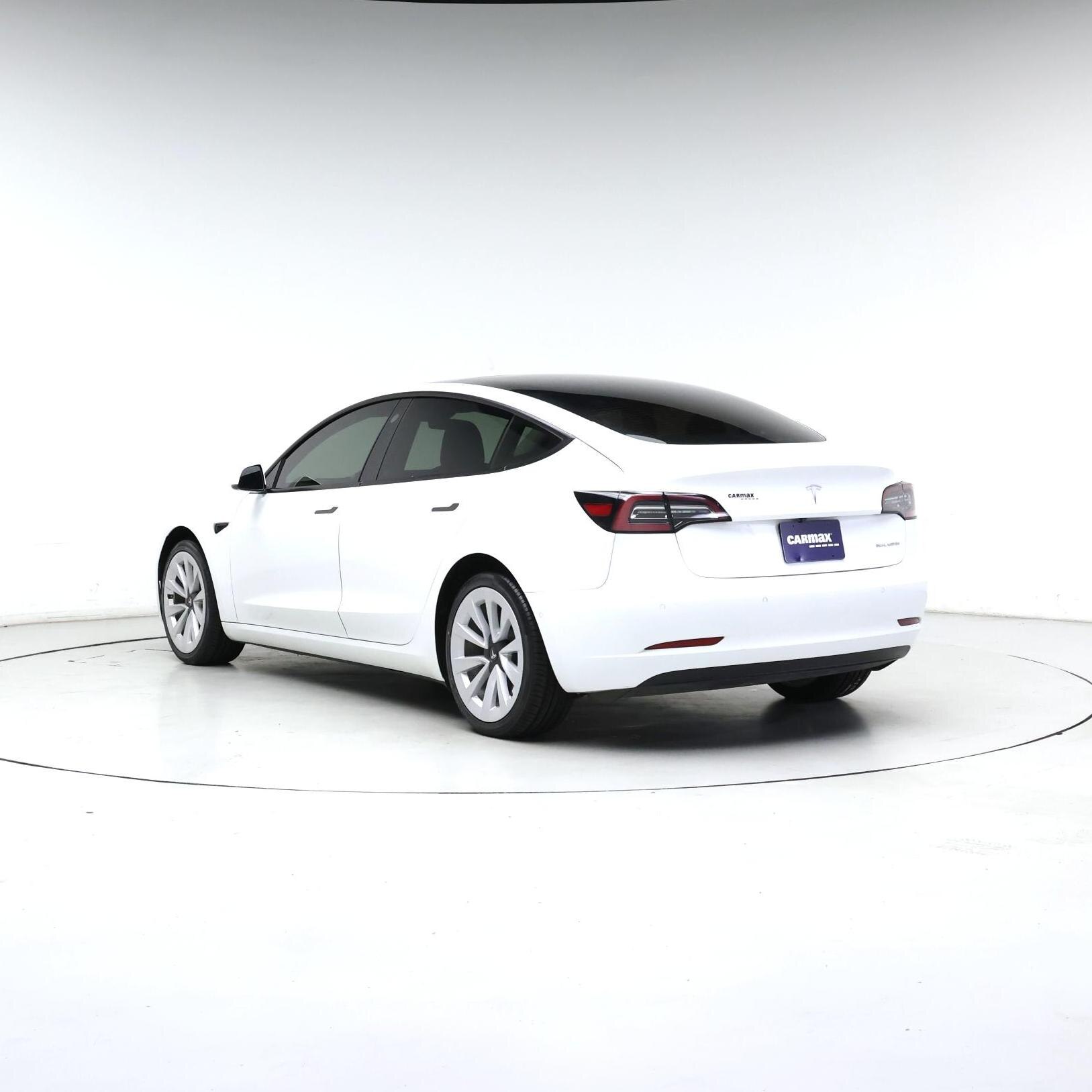 Thumbnail: 2022 Tesla Model 3 - 2