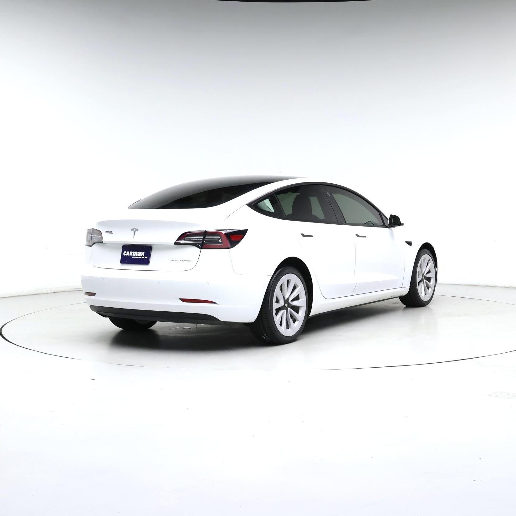 Thumbnail: 2022 Tesla Model 3 - 8