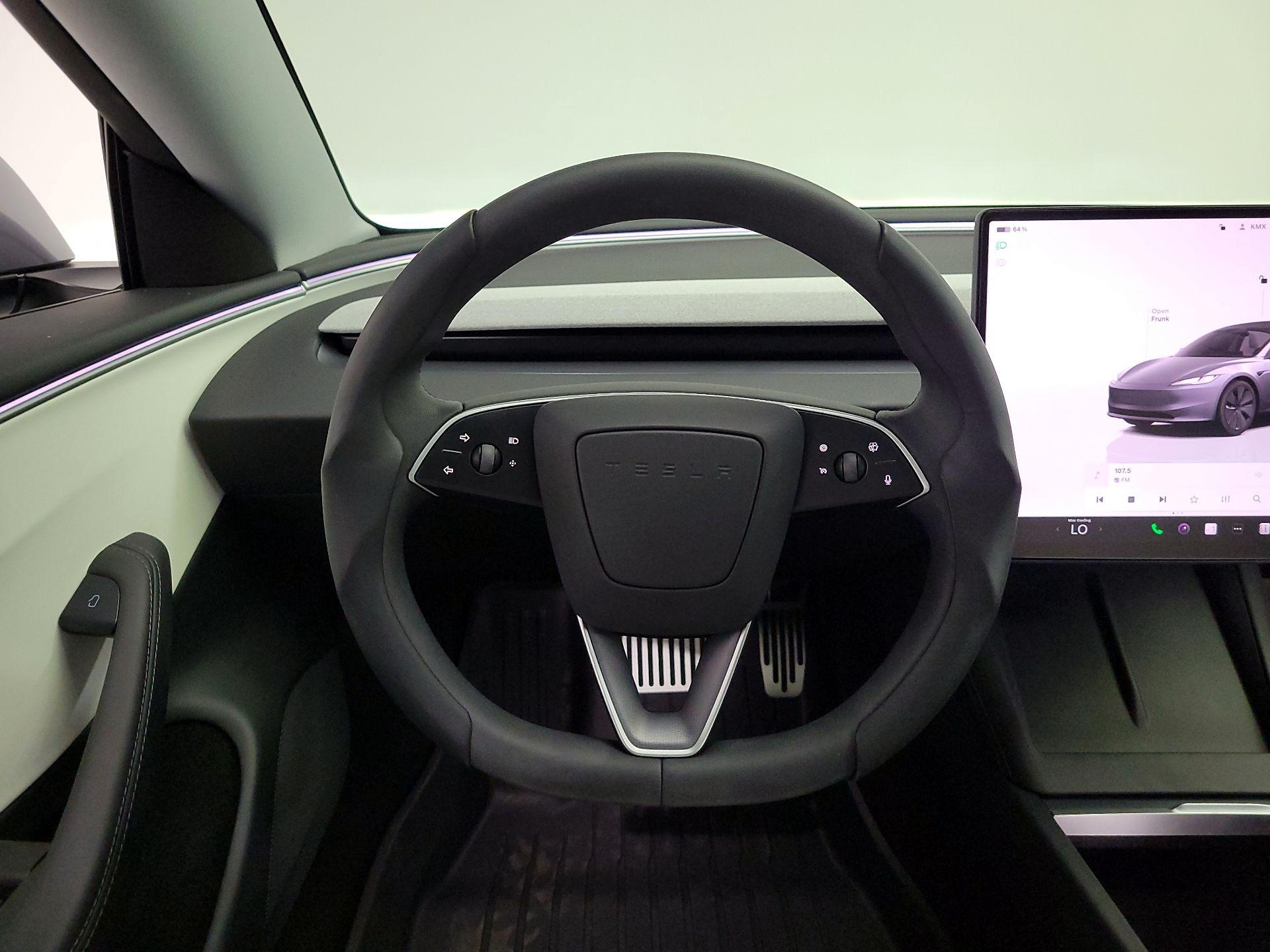 Thumbnail: 2025 Tesla Model 3 - 10