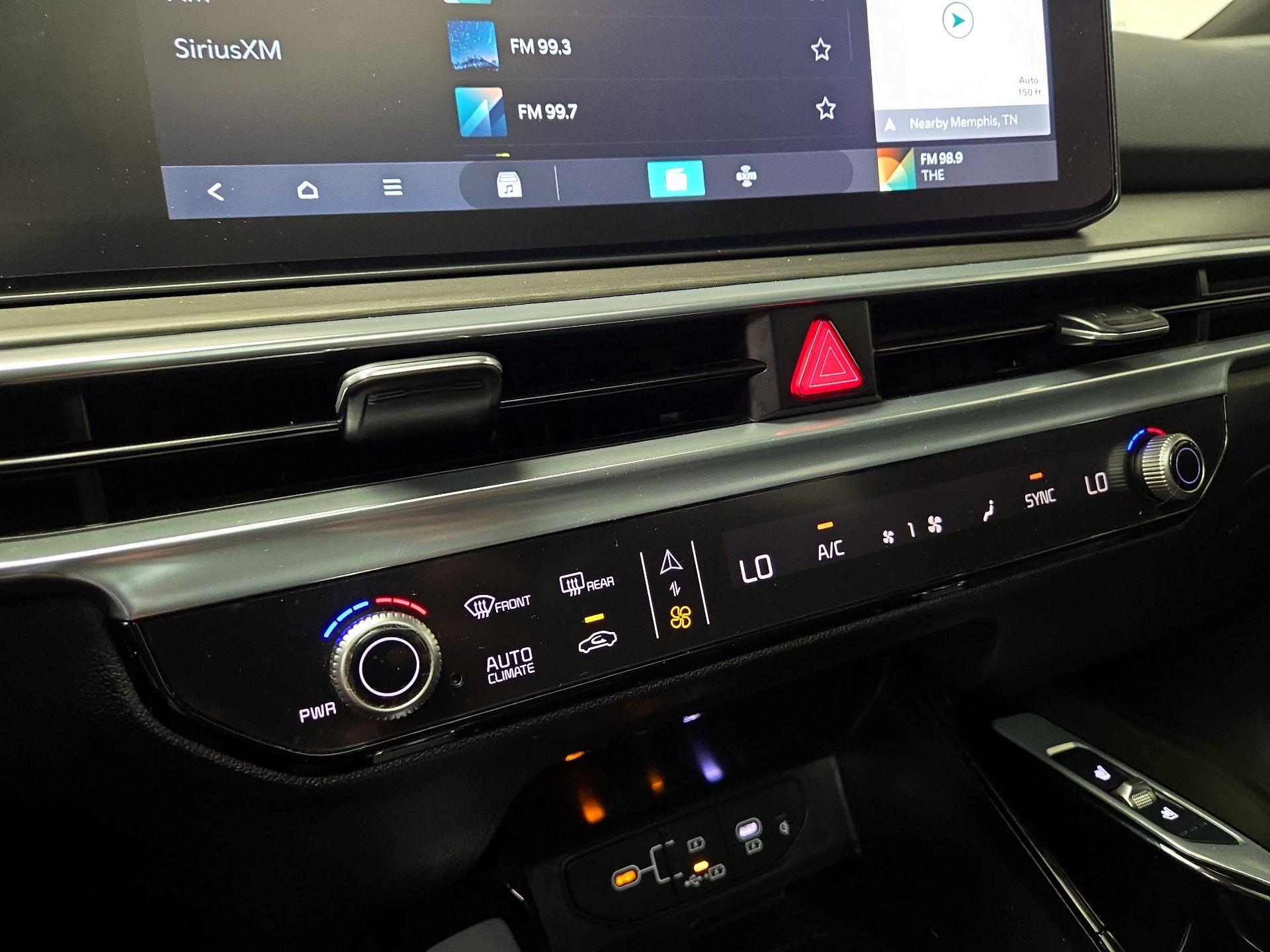 Thumbnail: 2026 Kia Sorento - 17