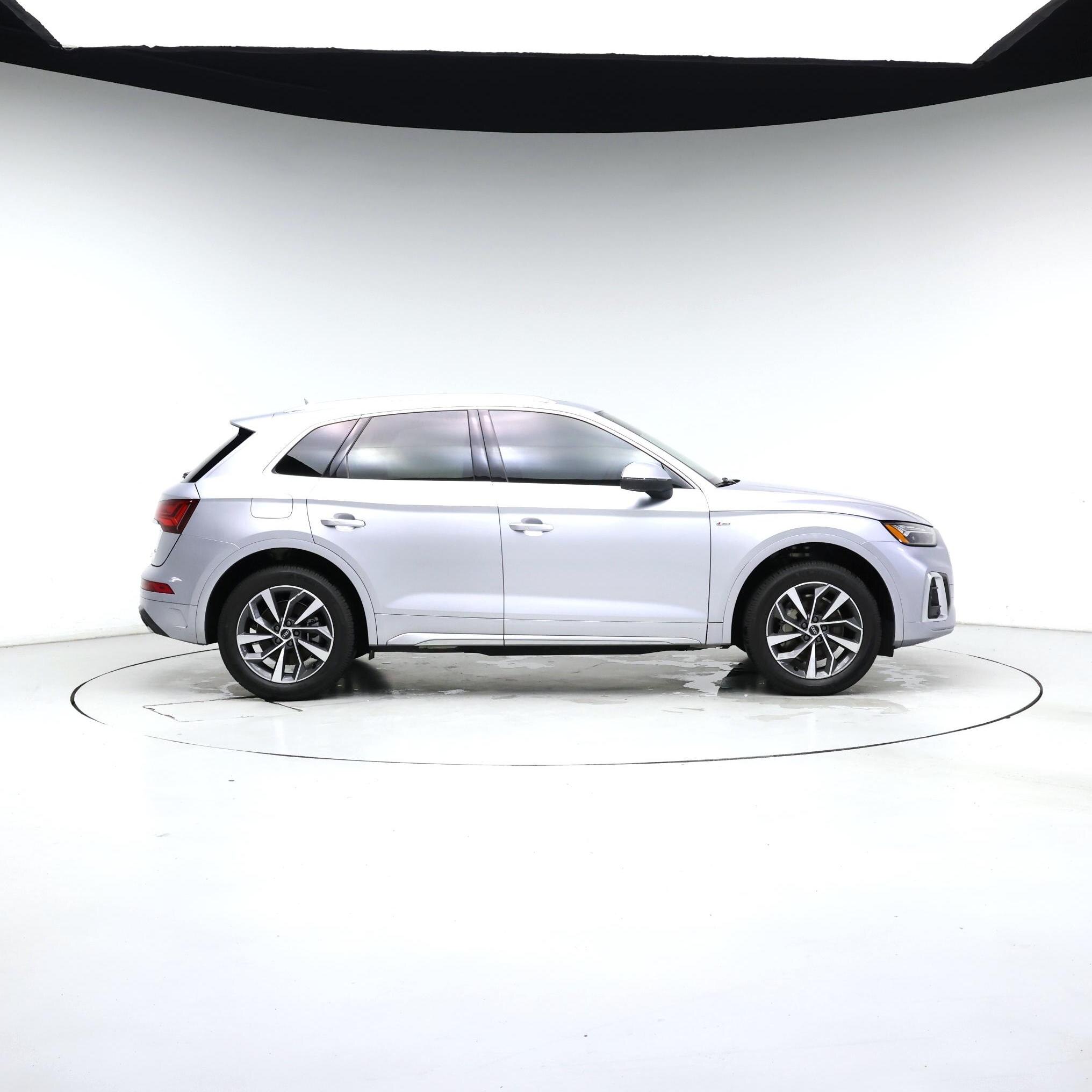 Thumbnail: 2022 Audi Q5 - 7