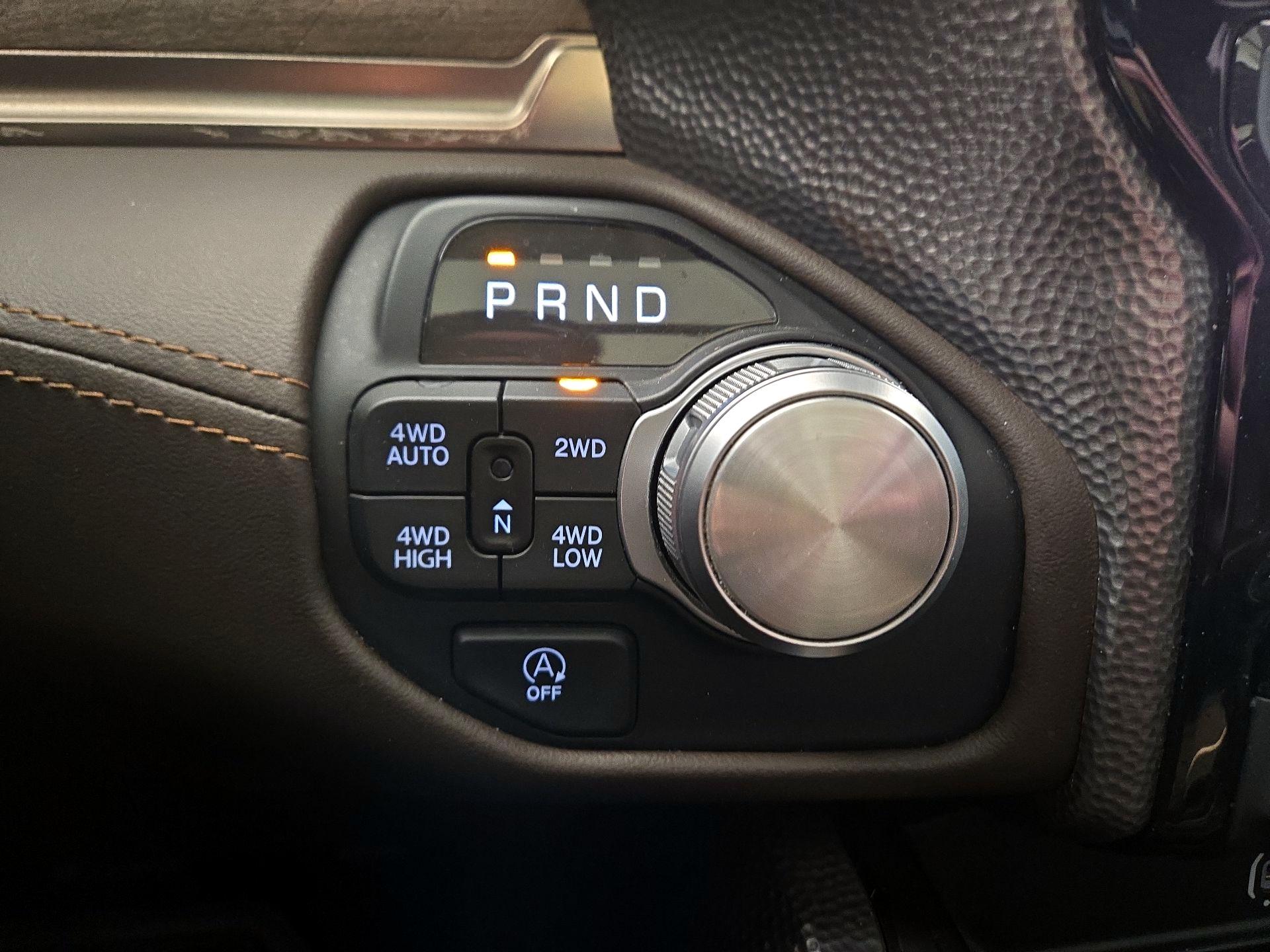 Thumbnail: 2025 RAM 1500 - 18