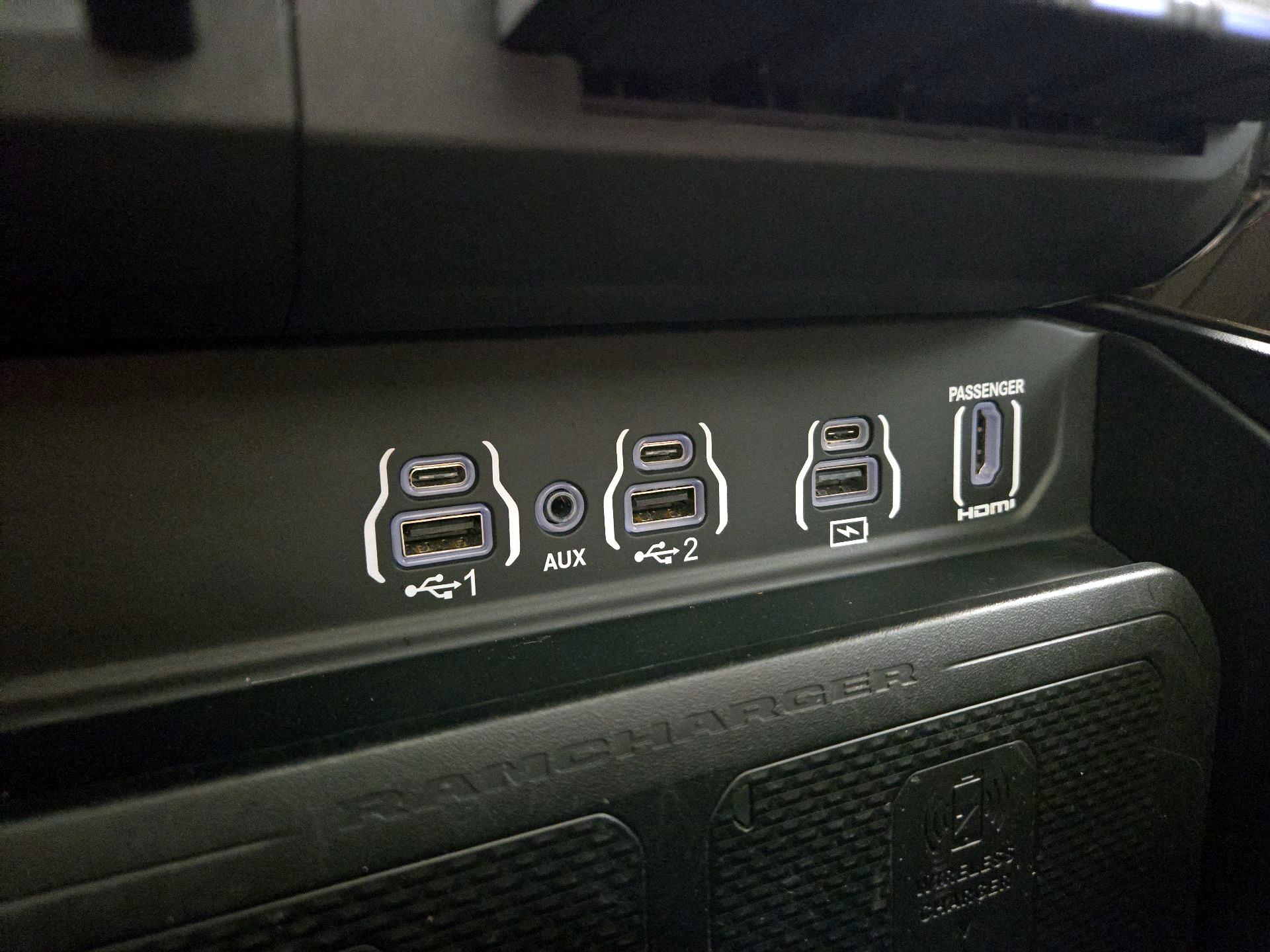 Thumbnail: 2025 RAM 1500 - 19