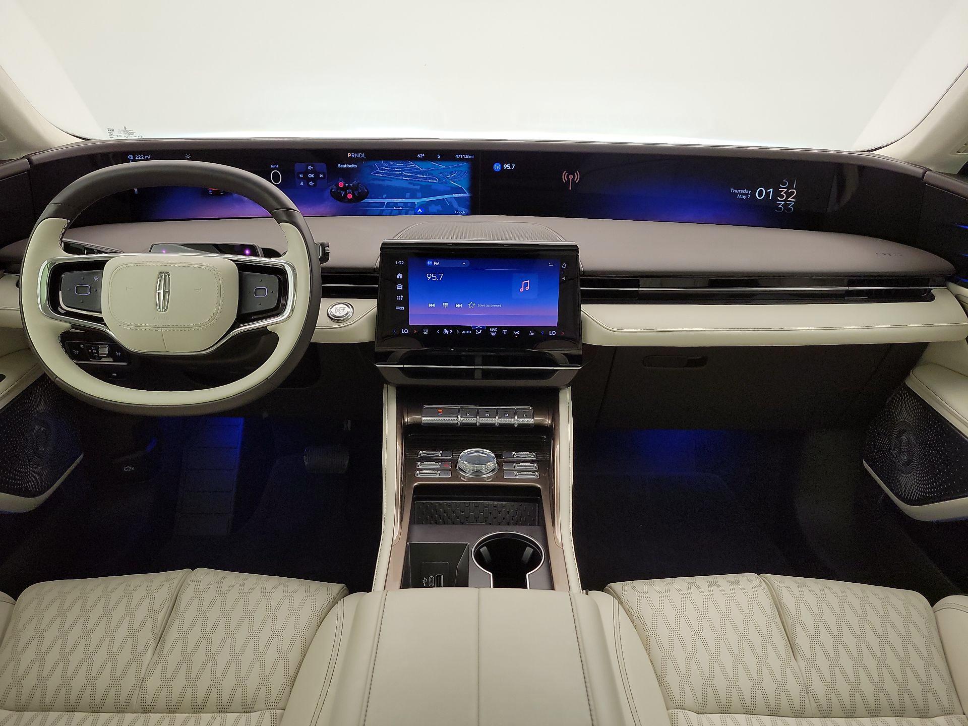 Thumbnail: 2024 Lincoln Nautilus - 9