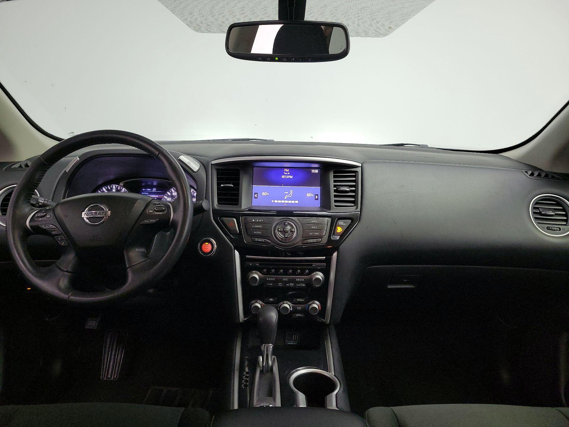 Thumbnail: 2020 Nissan Pathfinder - 9