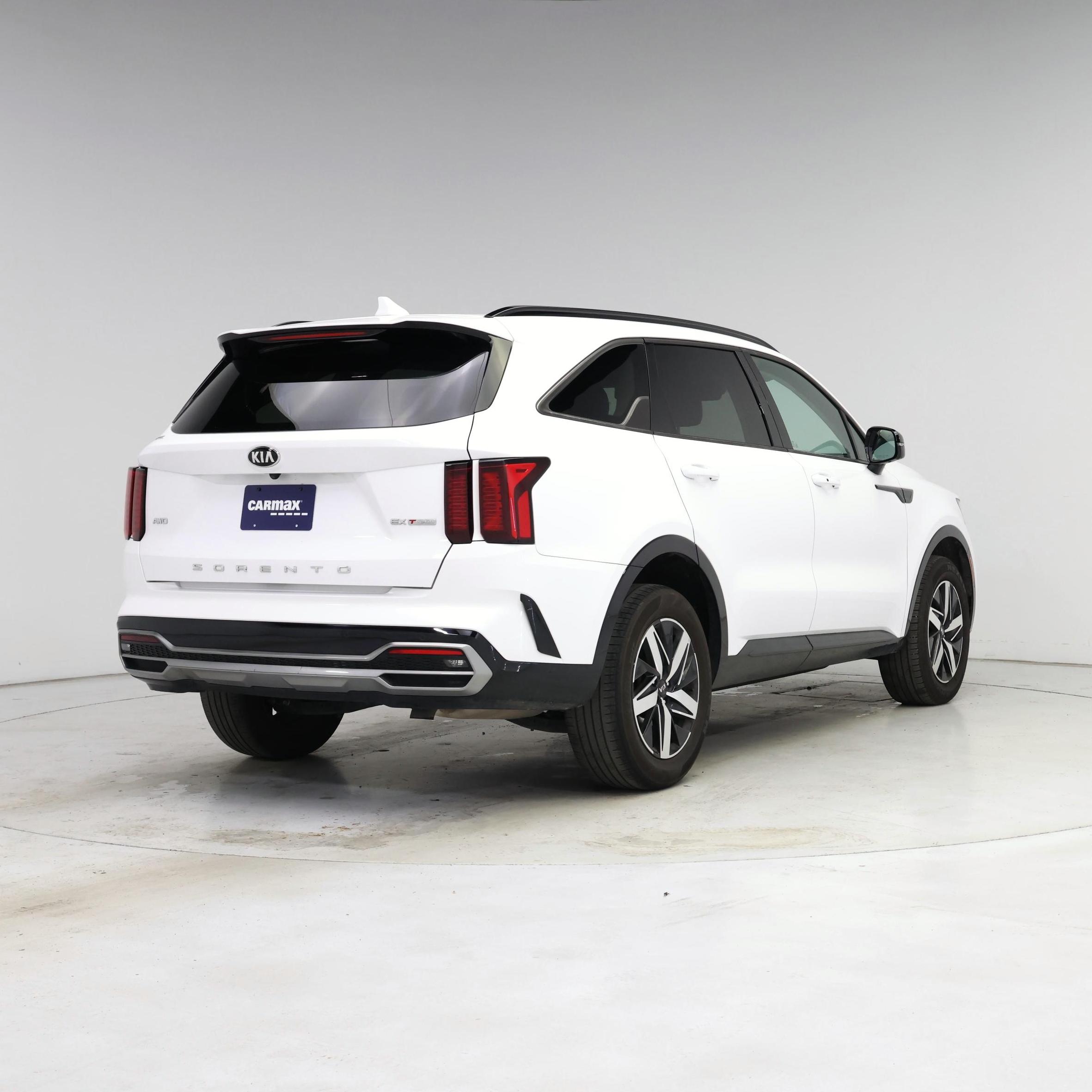 Thumbnail: 2021 Kia Sorento - 8