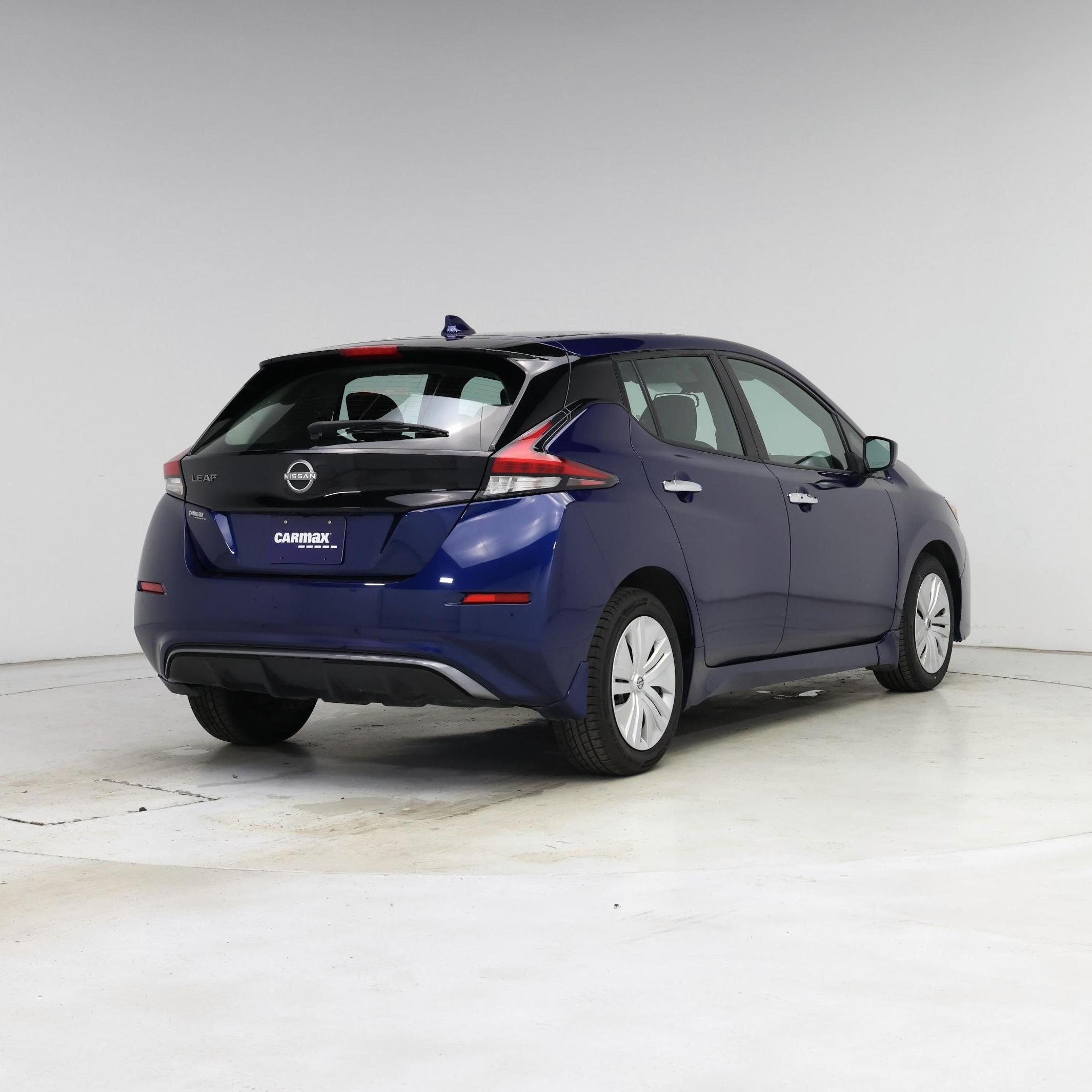 Thumbnail: 2023 Nissan Leaf - 8