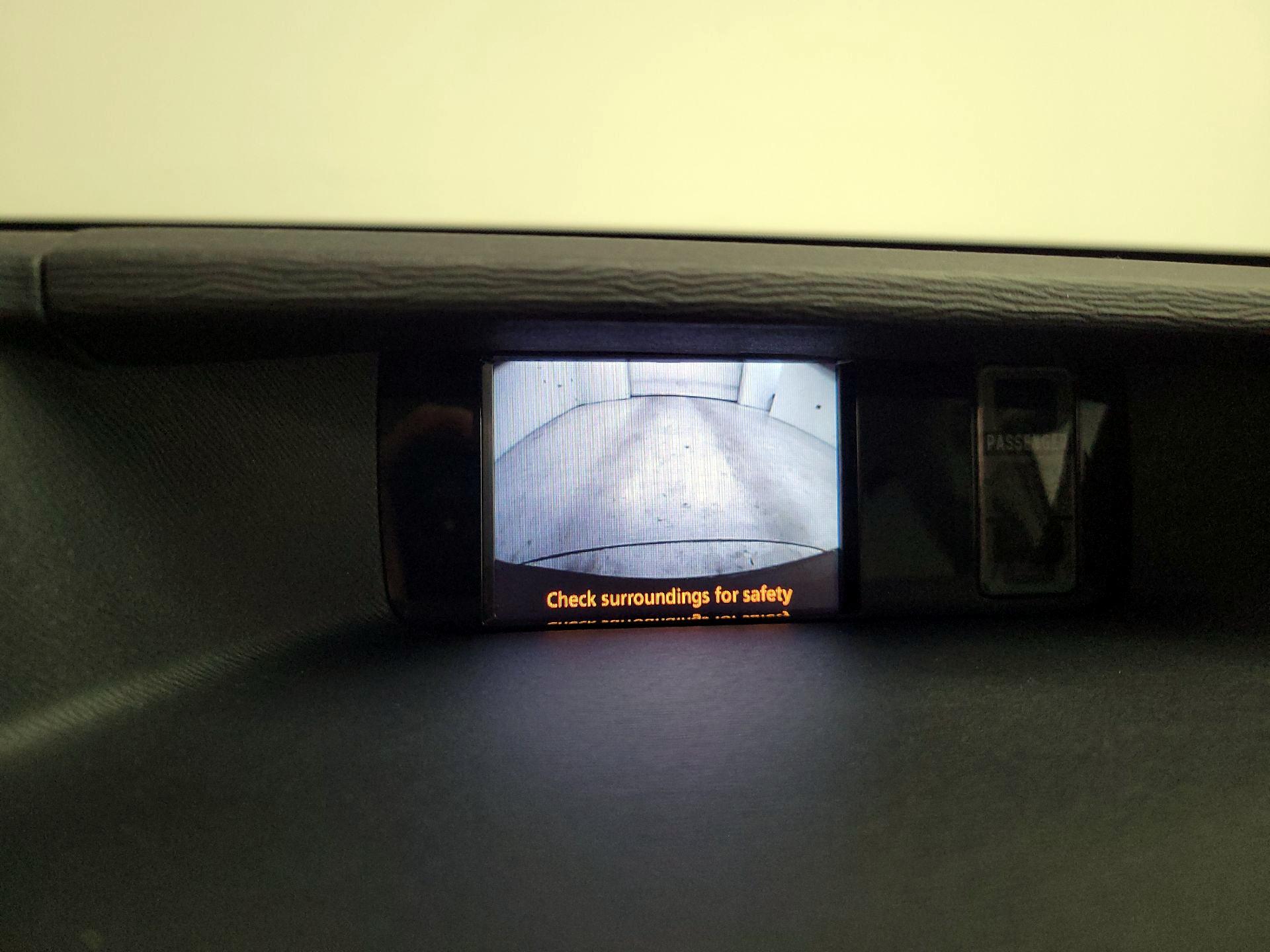 Thumbnail: 2014 Toyota Sienna - 14