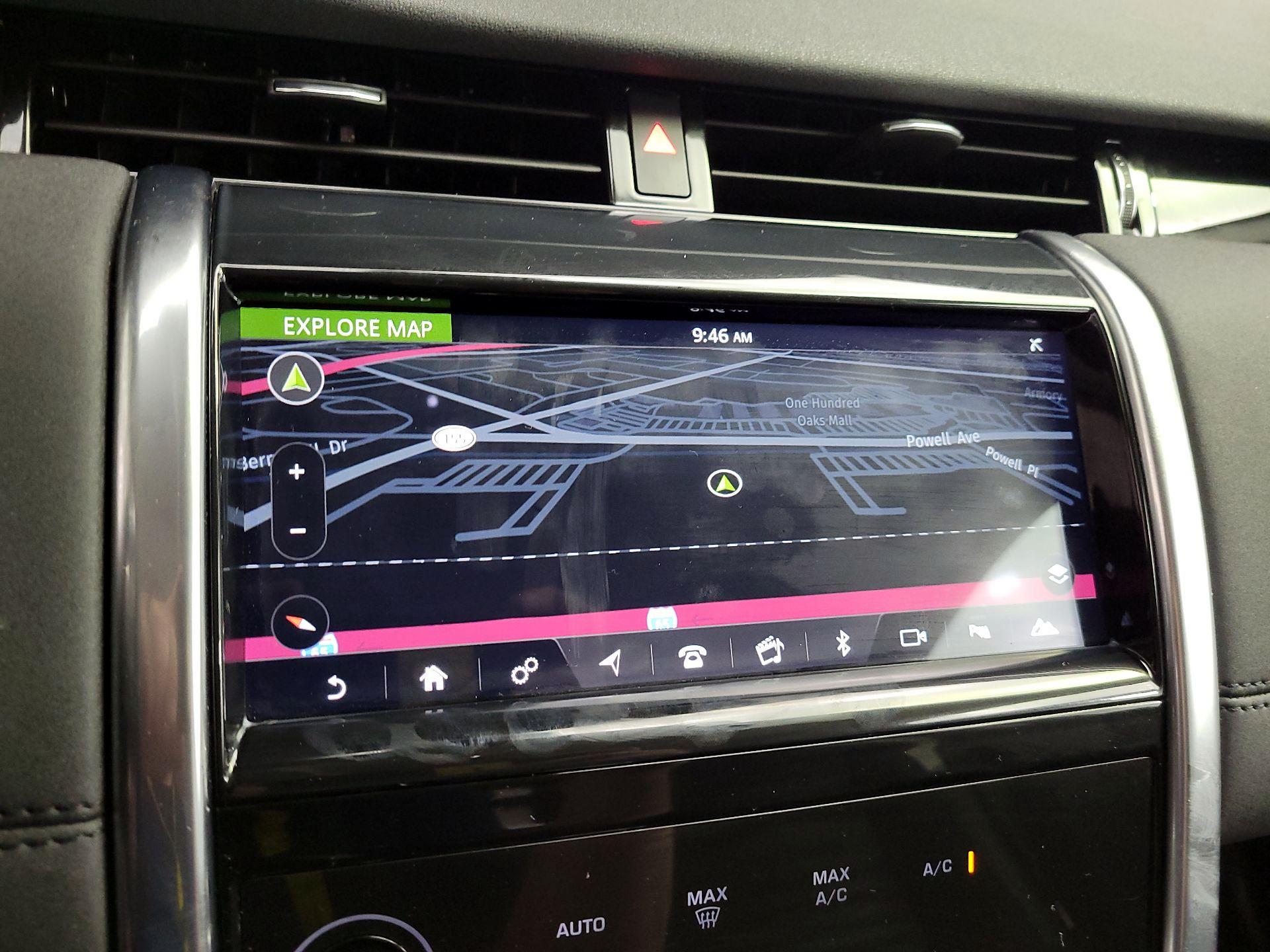 Thumbnail: 2020 Land Rover Discovery Sport - 14