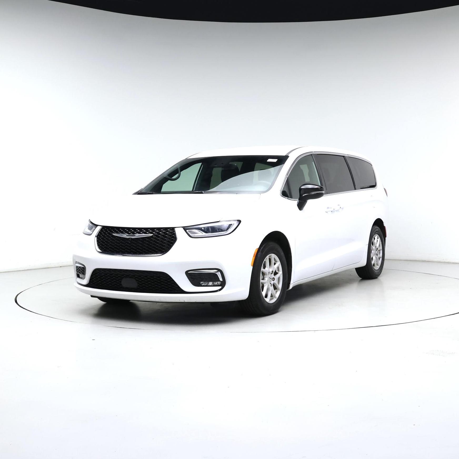 Thumbnail: 2025 Chrysler Pacifica - 4