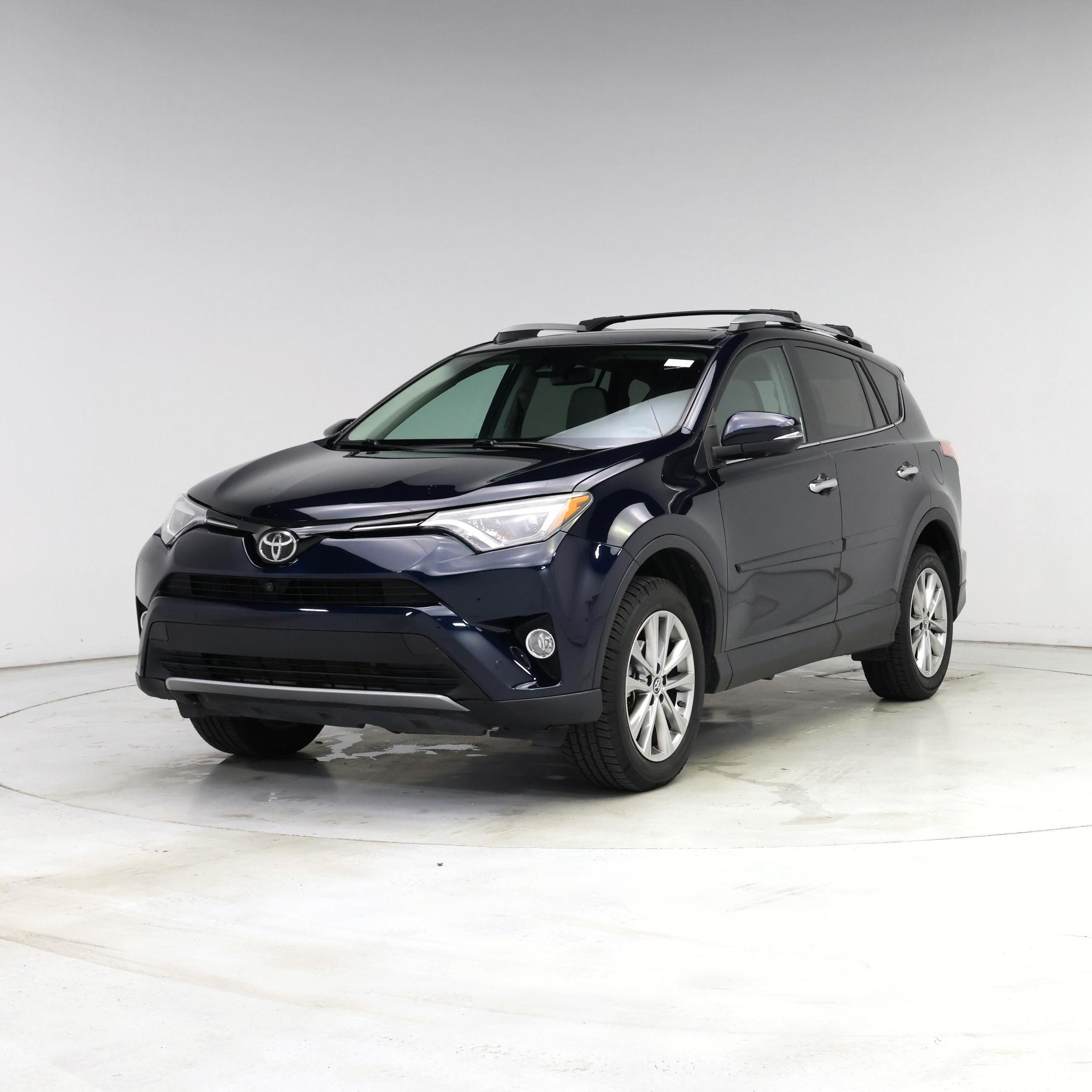 Thumbnail: 2017 Toyota RAV4 - 4