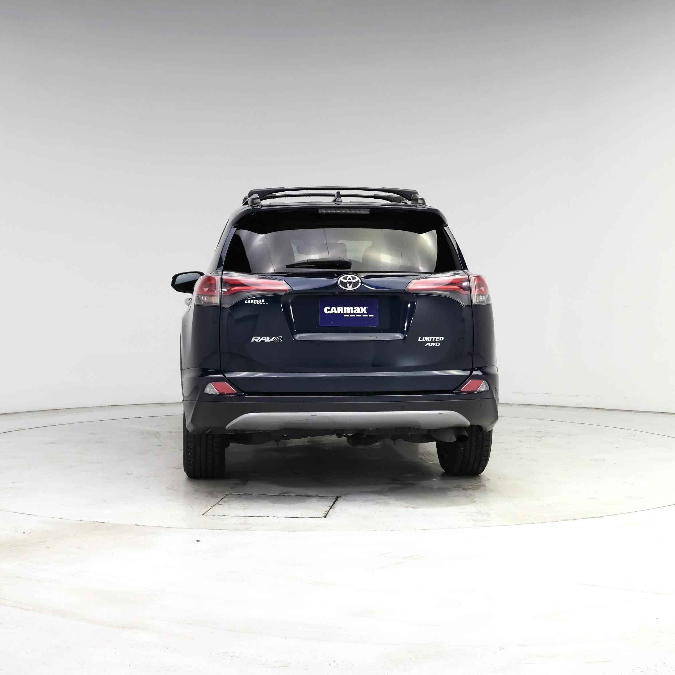 Thumbnail: 2017 Toyota RAV4 - 6