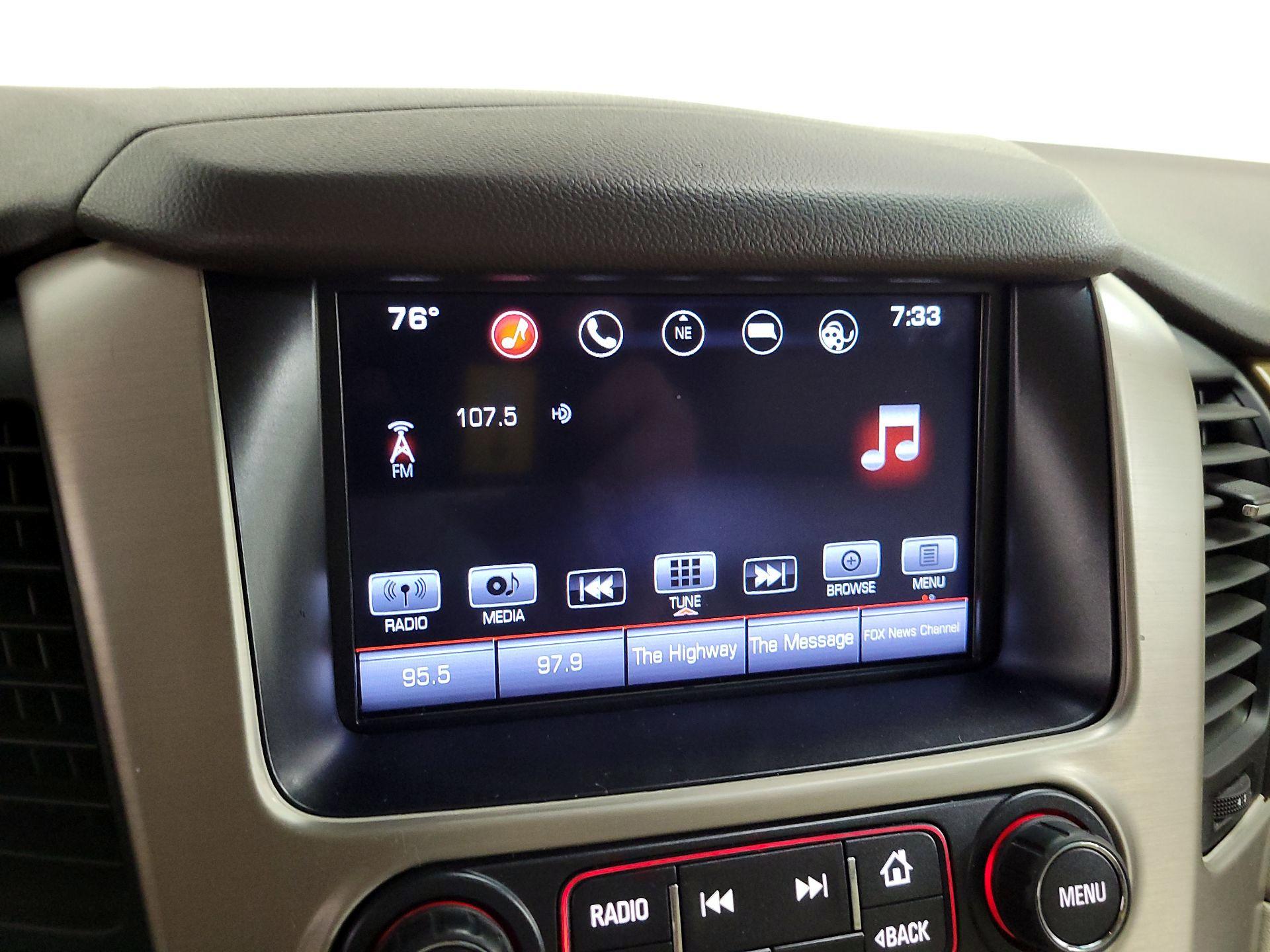 Thumbnail: 2016 GMC Yukon XL - 16